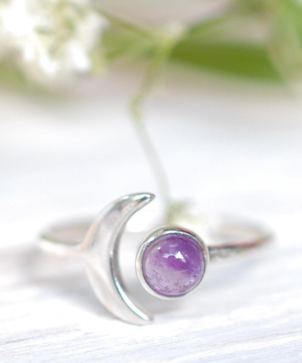 Amethyst half moon Ring ~ Sterling Silver 925 ~ MR128 - Maresia Jewelry