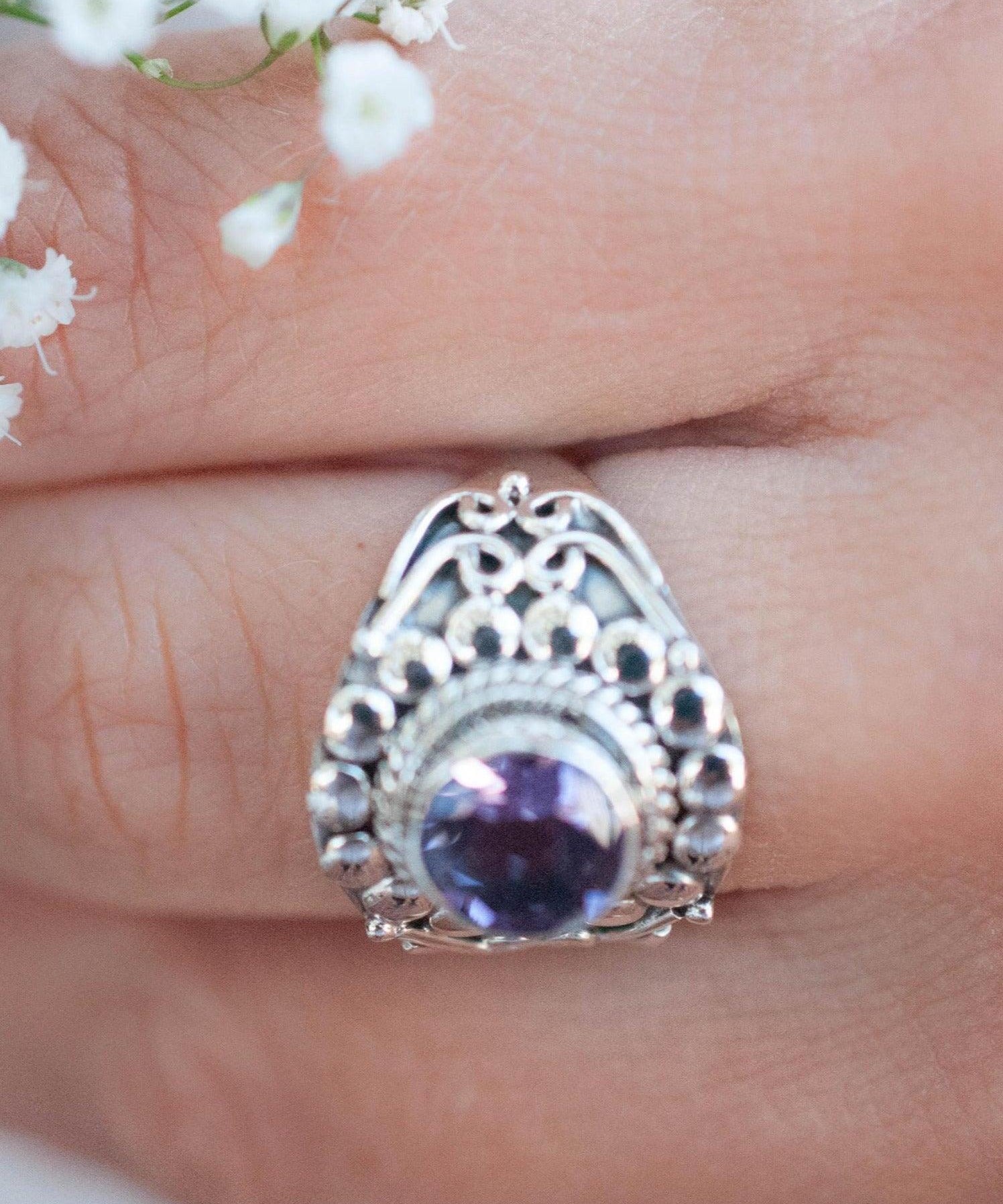Amethyst Ring ~ Sterling Silver 925 ~MR099A - Maresia Jewelry