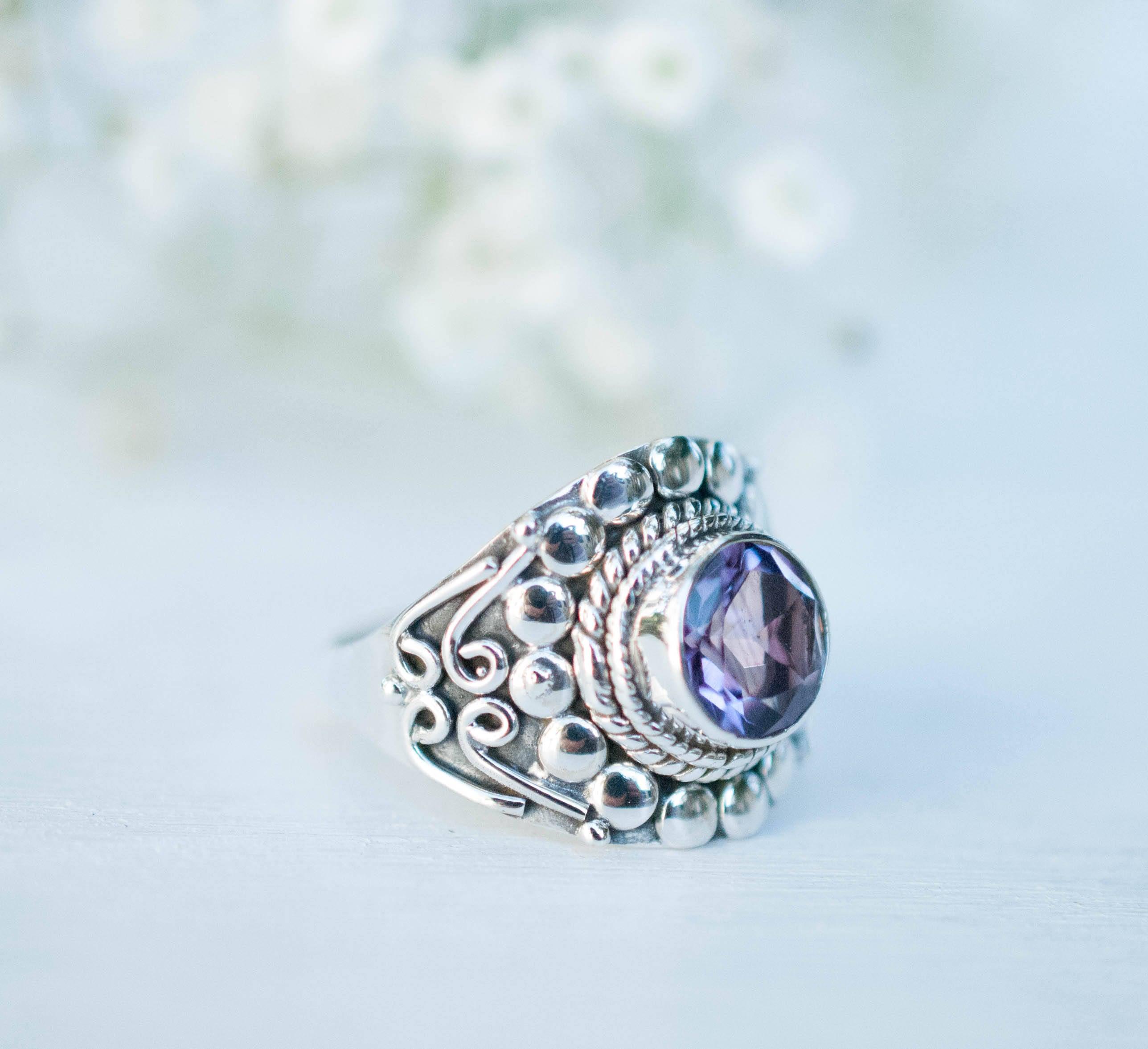 Amethyst Ring ~ Sterling Silver 925 ~MR099A - Maresia Jewelry