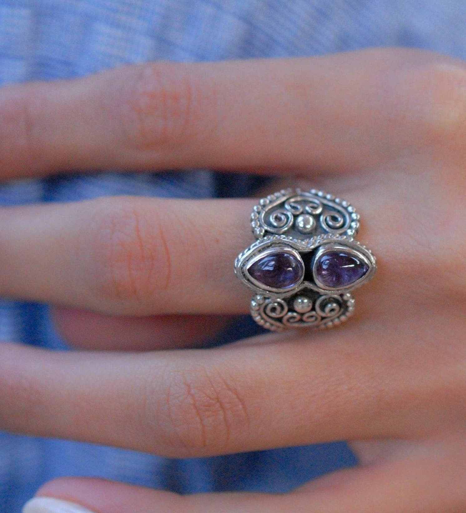 Amethyst Ring ~ Sterling Silver 925 ~ MR106A - Maresia Jewelry