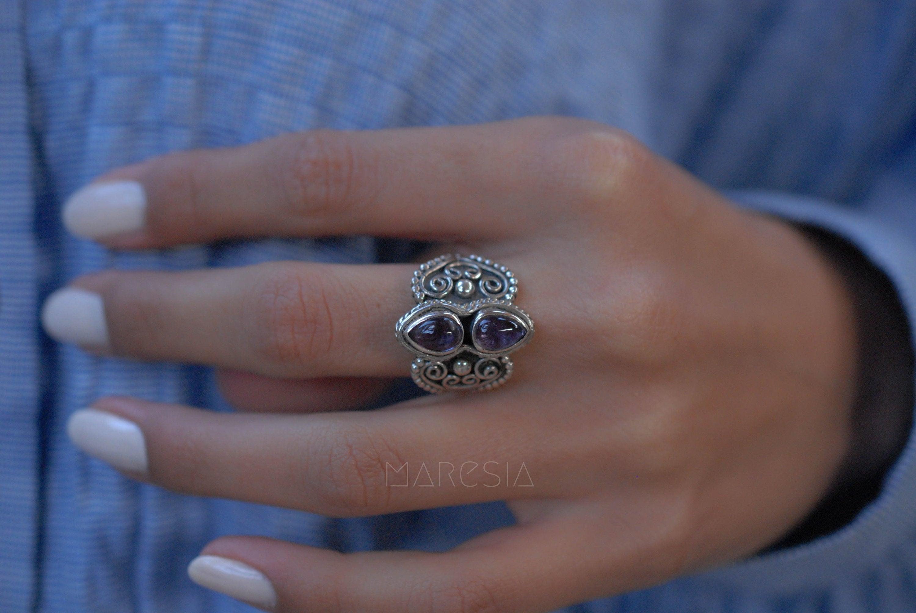 Amethyst Ring ~ Sterling Silver 925 ~ MR106A - Maresia Jewelry
