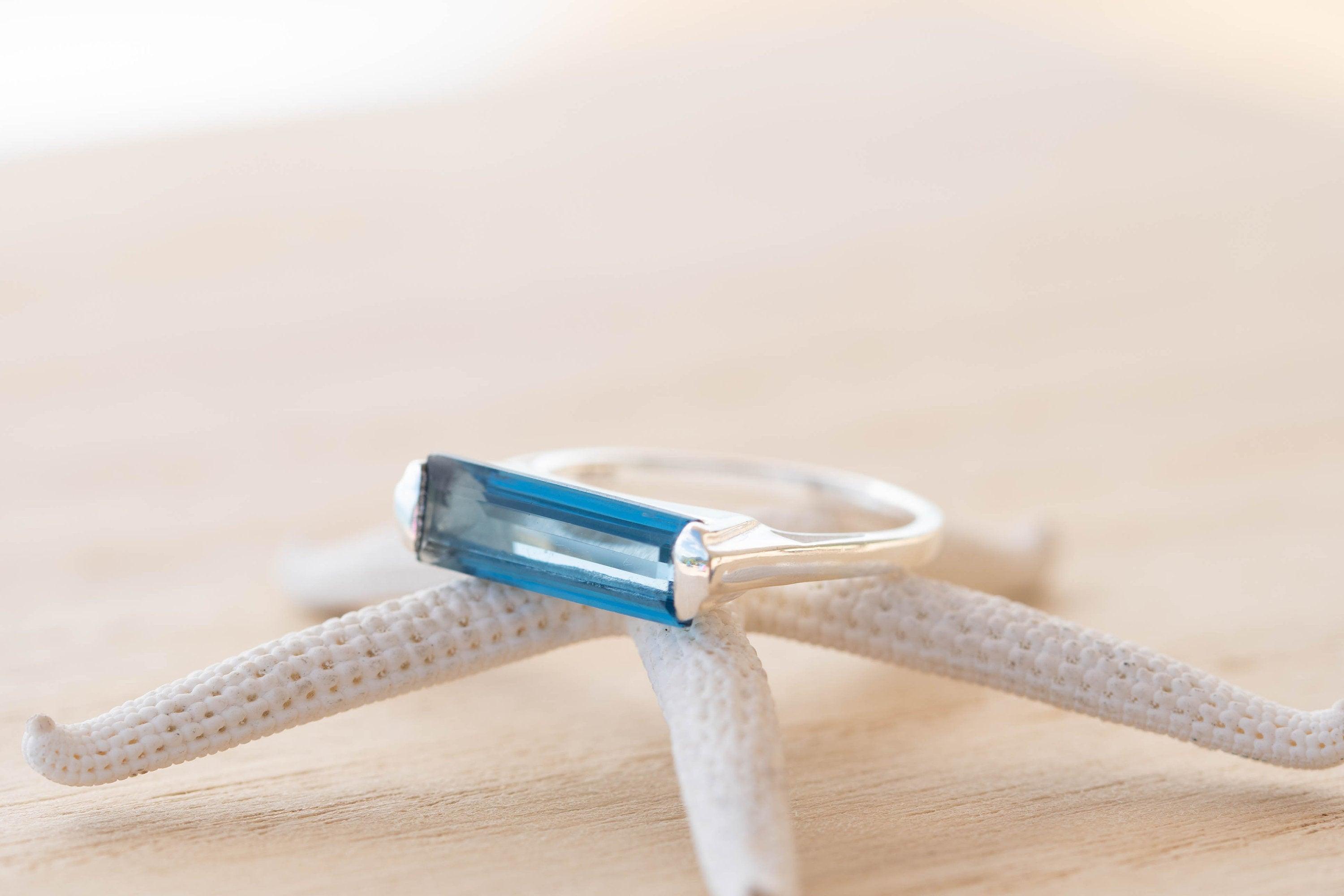 Blue Topaz Hydro Ring ~ Sterling Silver 925 ~ Rectangular Stone ~ Jewelry ~ Handmade ~ Boho ~ MR229