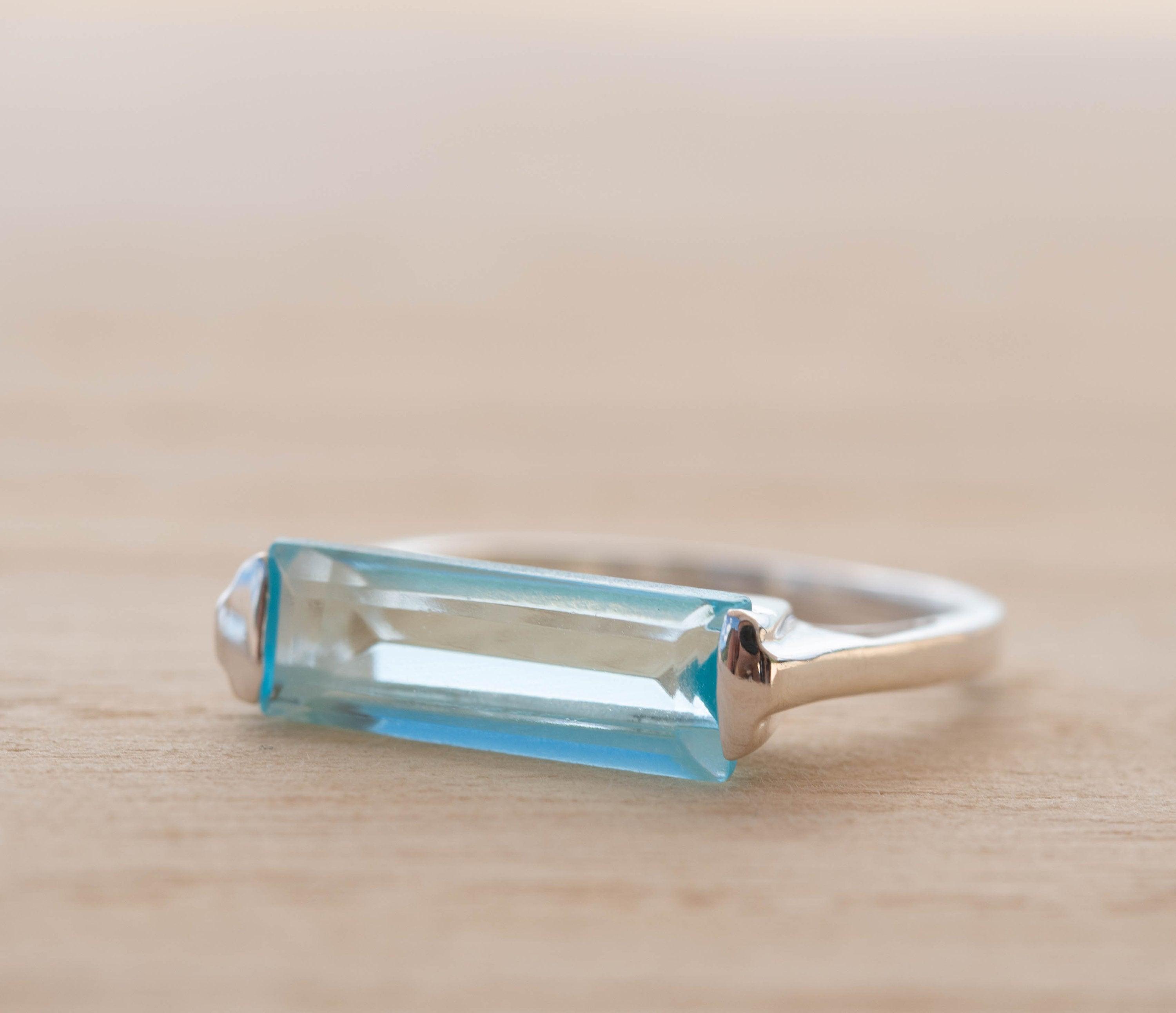 Blue Topaz Hydro Ring ~ Sterling Silver 925 ~ Rectangular Stone ~ Jewelry ~ Handmade ~ Boho ~ MR229