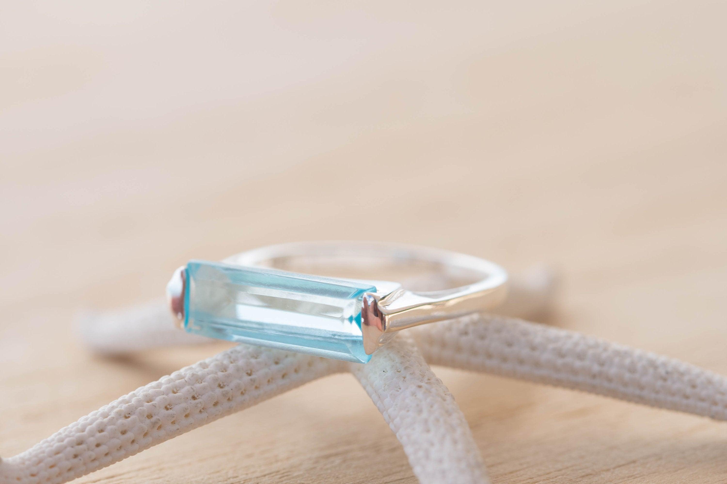 Blue Topaz Hydro Ring ~ Sterling Silver 925 ~ Rectangular Stone ~ Jewelry ~ Handmade ~ Boho ~ MR229