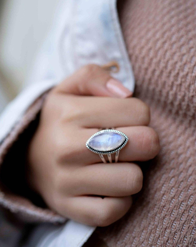 Moonstone Ring ~ Sterling Silver 925 ~ Handmade ~ Gemstone ~ Big ~ Stacking ~ Hippie ~ Gypsy ~ Boho ~ Bohemian ~ MR288