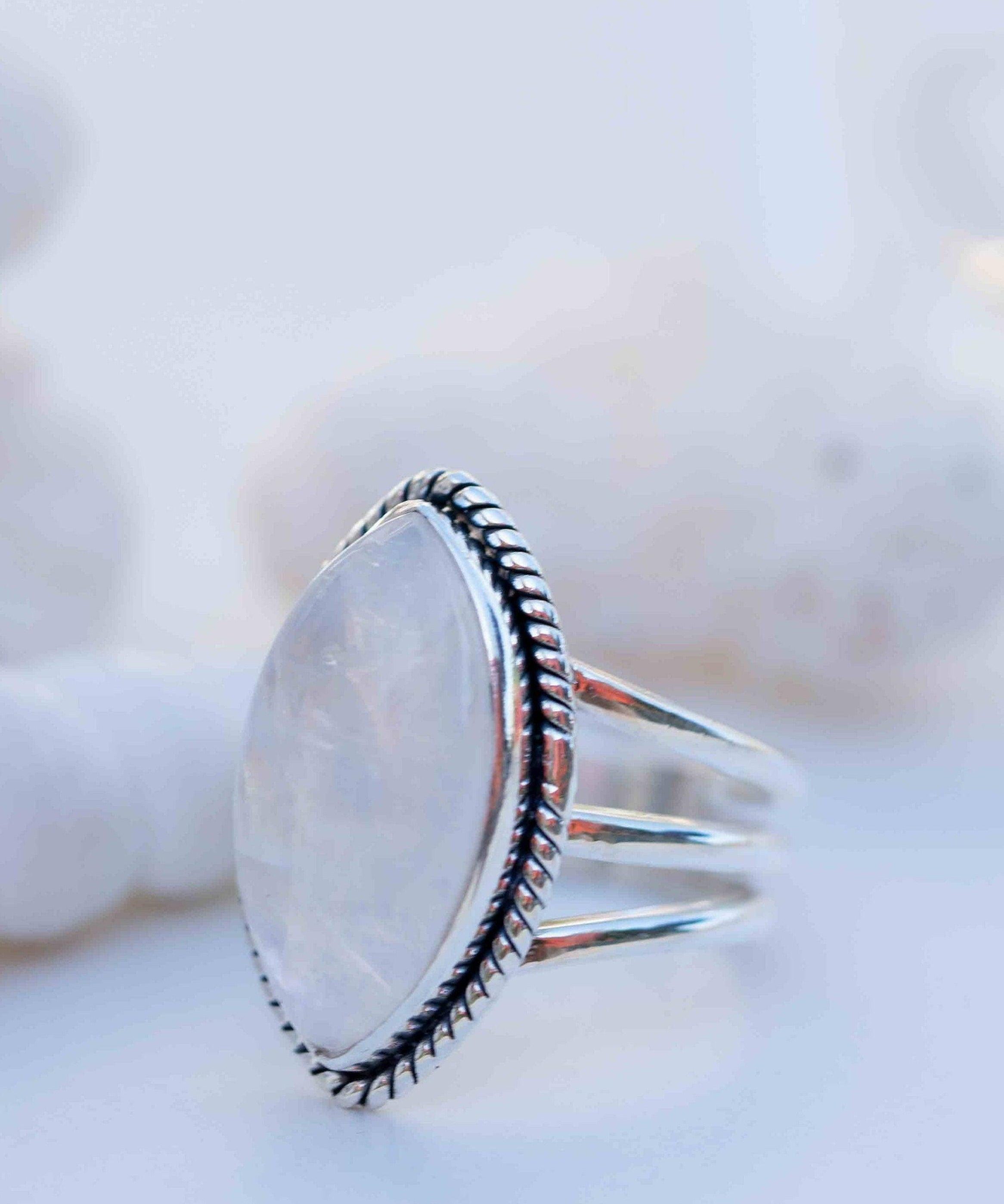 Moonstone Ring ~ Sterling Silver 925 ~ Handmade ~ Gemstone ~ Big ~ Stacking ~ Hippie ~ Gypsy ~ Boho ~ Bohemian ~ MR288