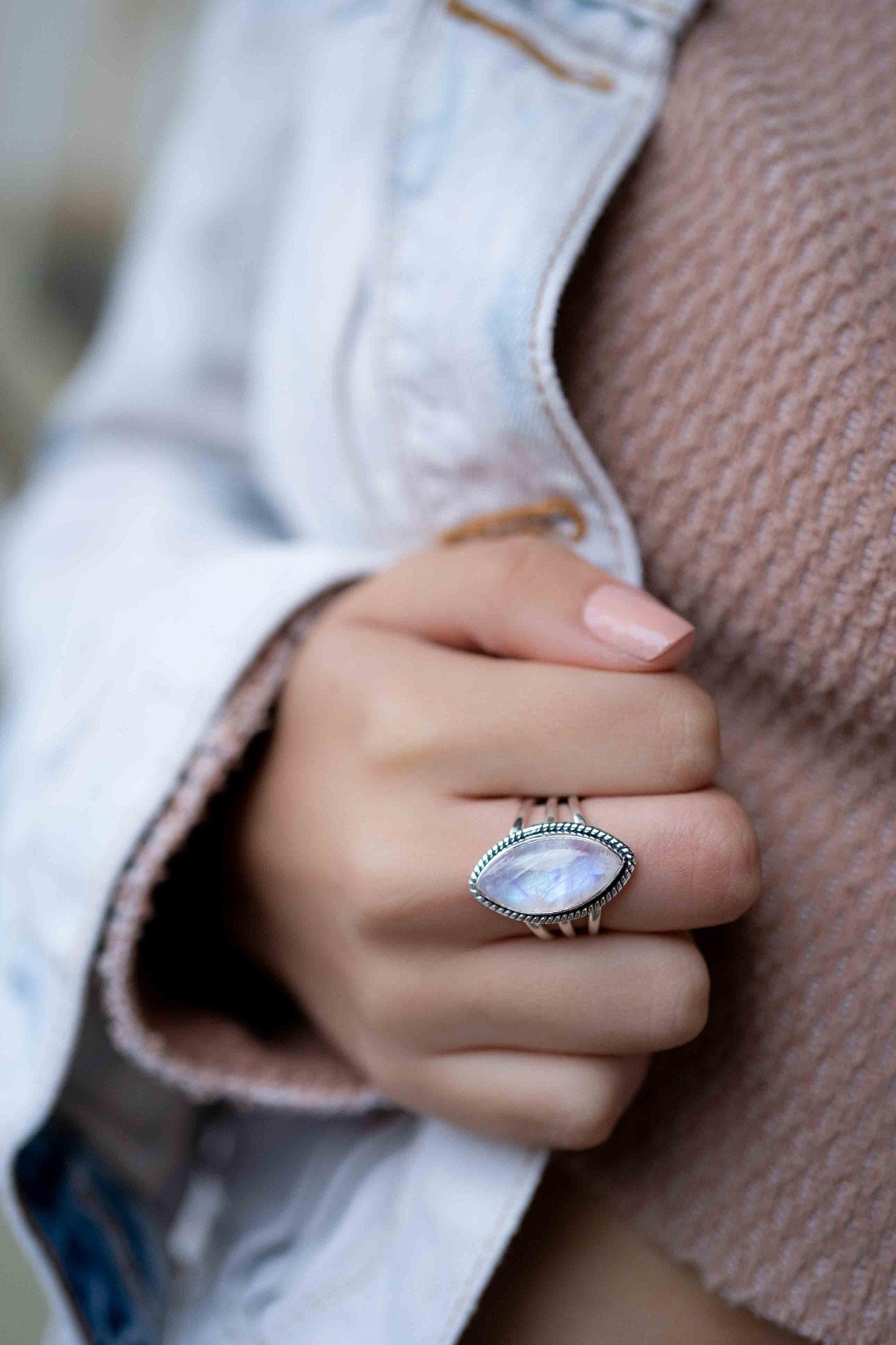 Moonstone Ring ~ Sterling Silver 925 ~ Handmade ~ Gemstone ~ Big ~ Stacking ~ Hippie ~ Gypsy ~ Boho ~ Bohemian ~ MR288
