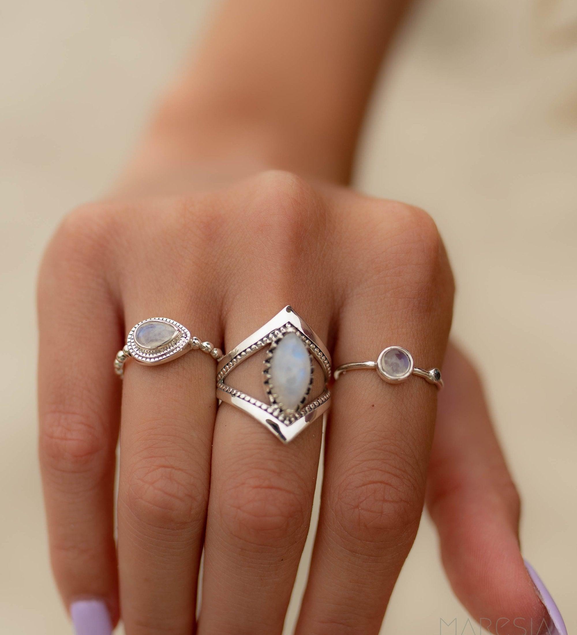 Dainty Moonstone & Labradorite Ring~ Sterling Silver 925 ~ Handmade ~ Gemstone  ~ Minimalist ~ Hippie ~Bohemian~June Birthstone~MR267