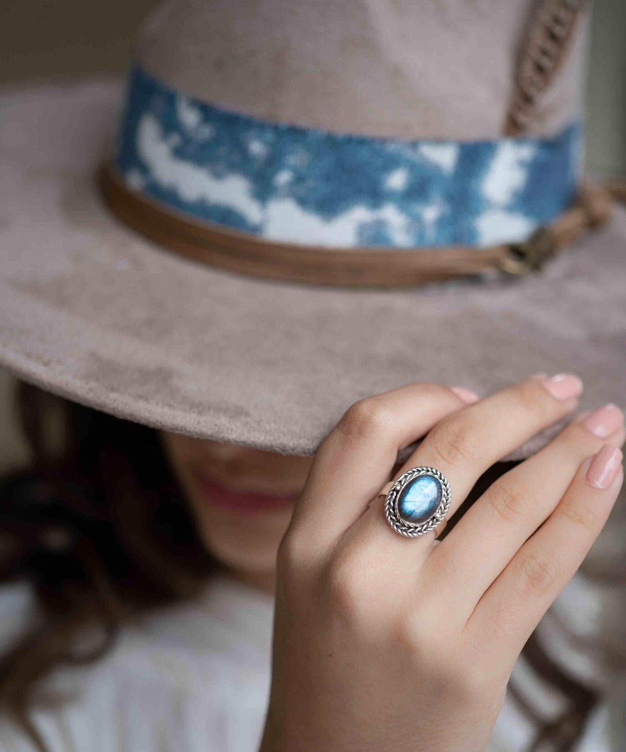 Rainbow Labradorite Ring ~ Gemstone ~ Natural ~Sterling Silver 925 ~ Jewelry ~ Handmade~February Birthstone ~Statement ~Gift ~ MR286