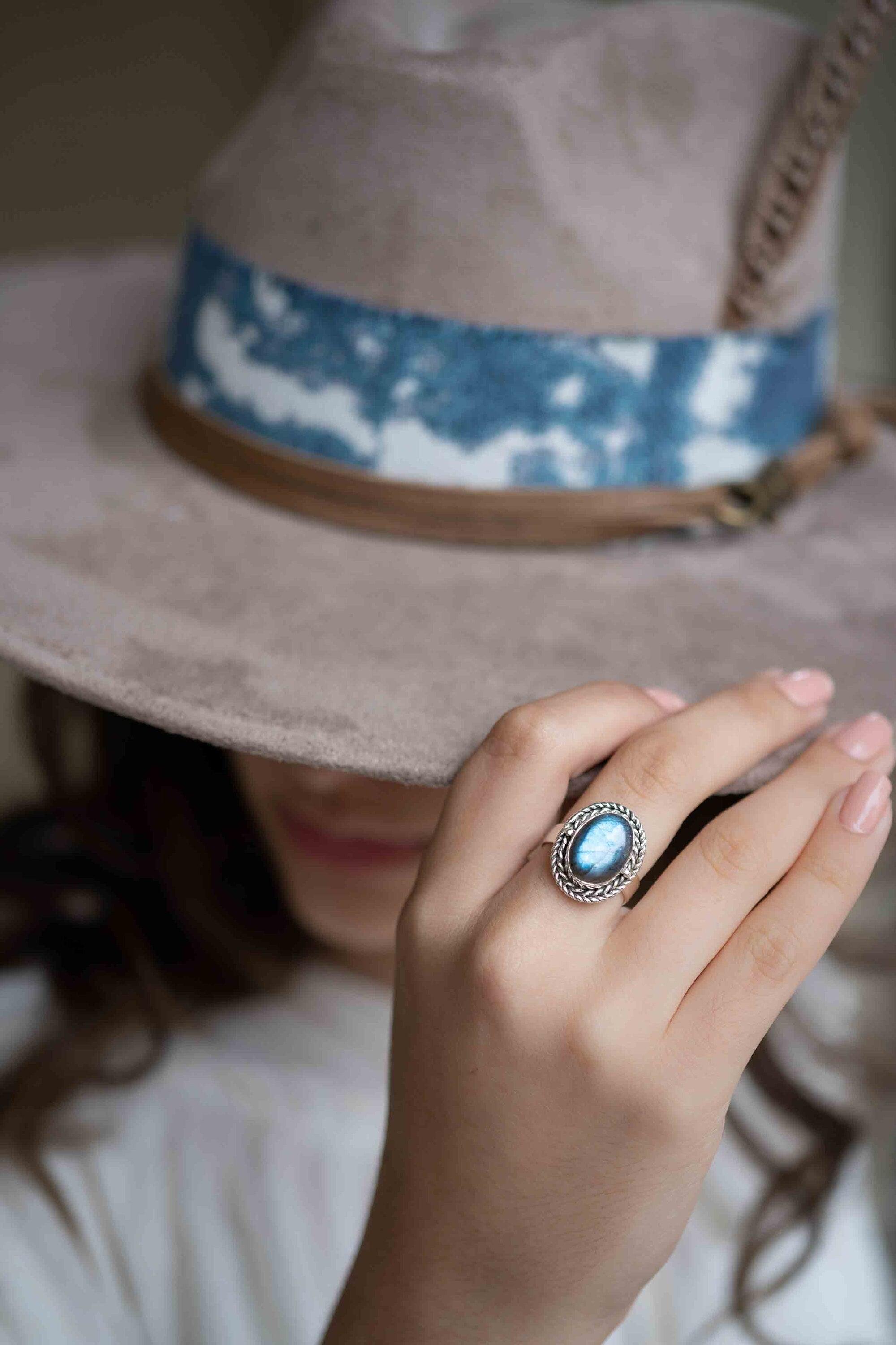 Rainbow Labradorite Ring ~ Gemstone ~ Natural ~Sterling Silver 925 ~ Jewelry ~ Handmade~February Birthstone ~Statement ~Gift ~ MR286