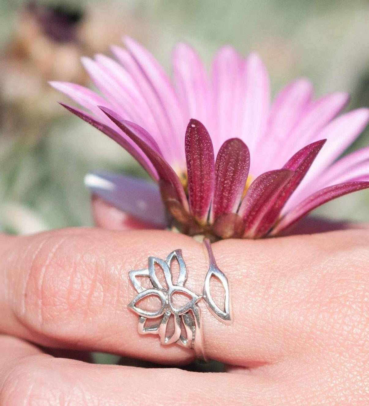 Empty Lotus Flower Ring ~ Sterling Silver 925 ~MR112 - Maresia Jewelry