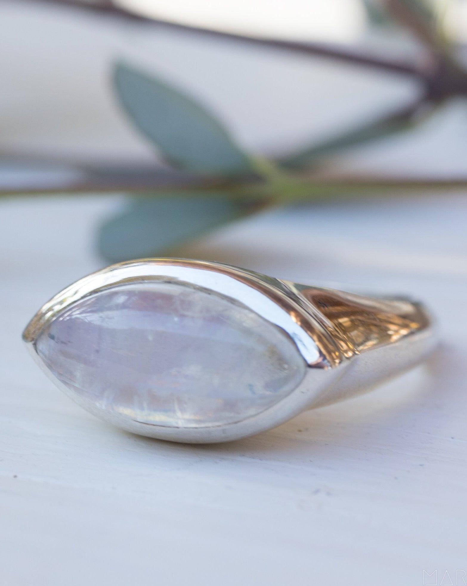 Moonstone Ring ~ Sterling Silver 925 ~ Handmade ~ Gemstone ~ Statement ~ Everyday ~ Hippie ~Bohemian~June Birthstone~ MR266