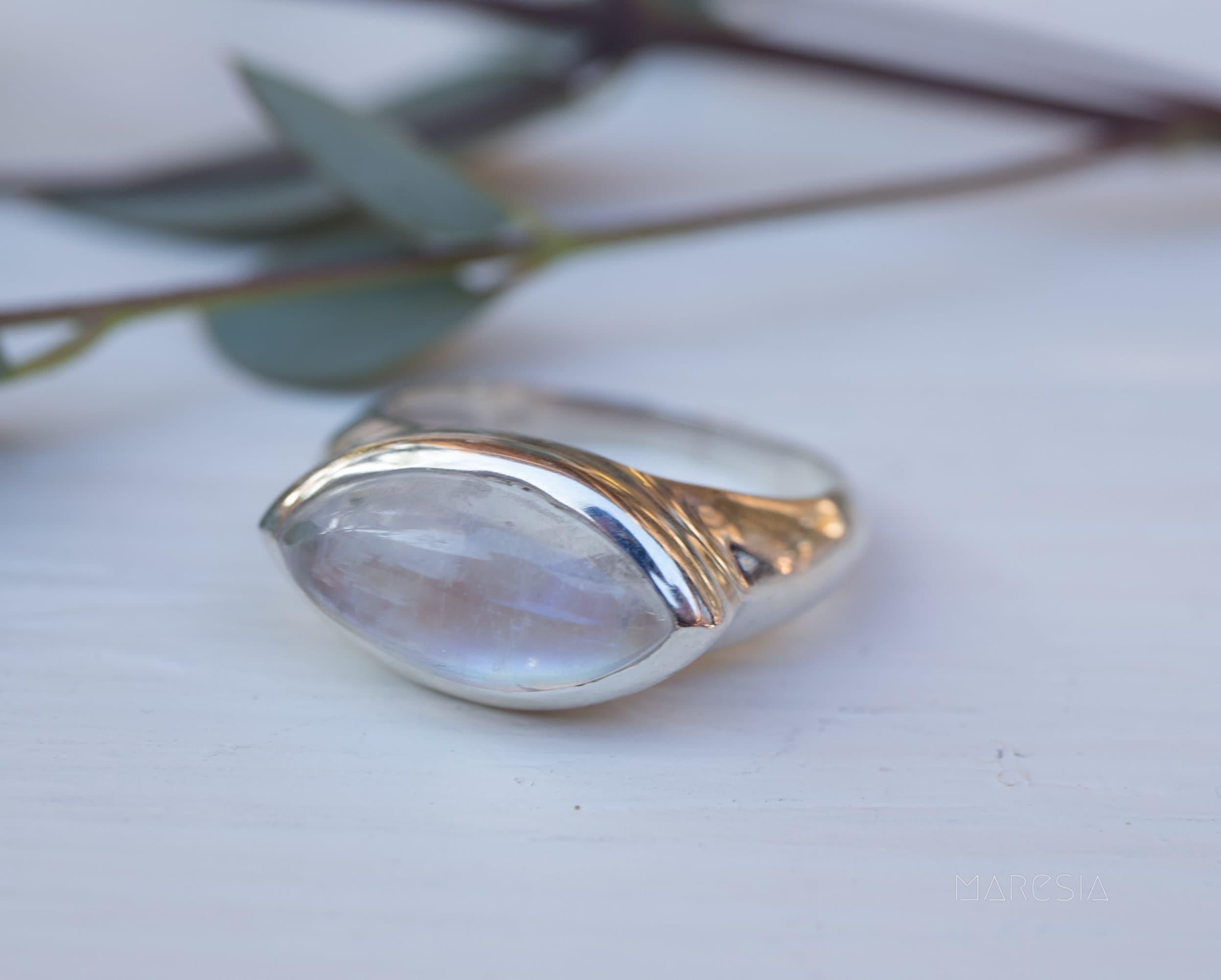 Moonstone Ring ~ Sterling Silver 925 ~ Handmade ~ Gemstone ~ Statement ~ Everyday ~ Hippie ~Bohemian~June Birthstone~ MR266