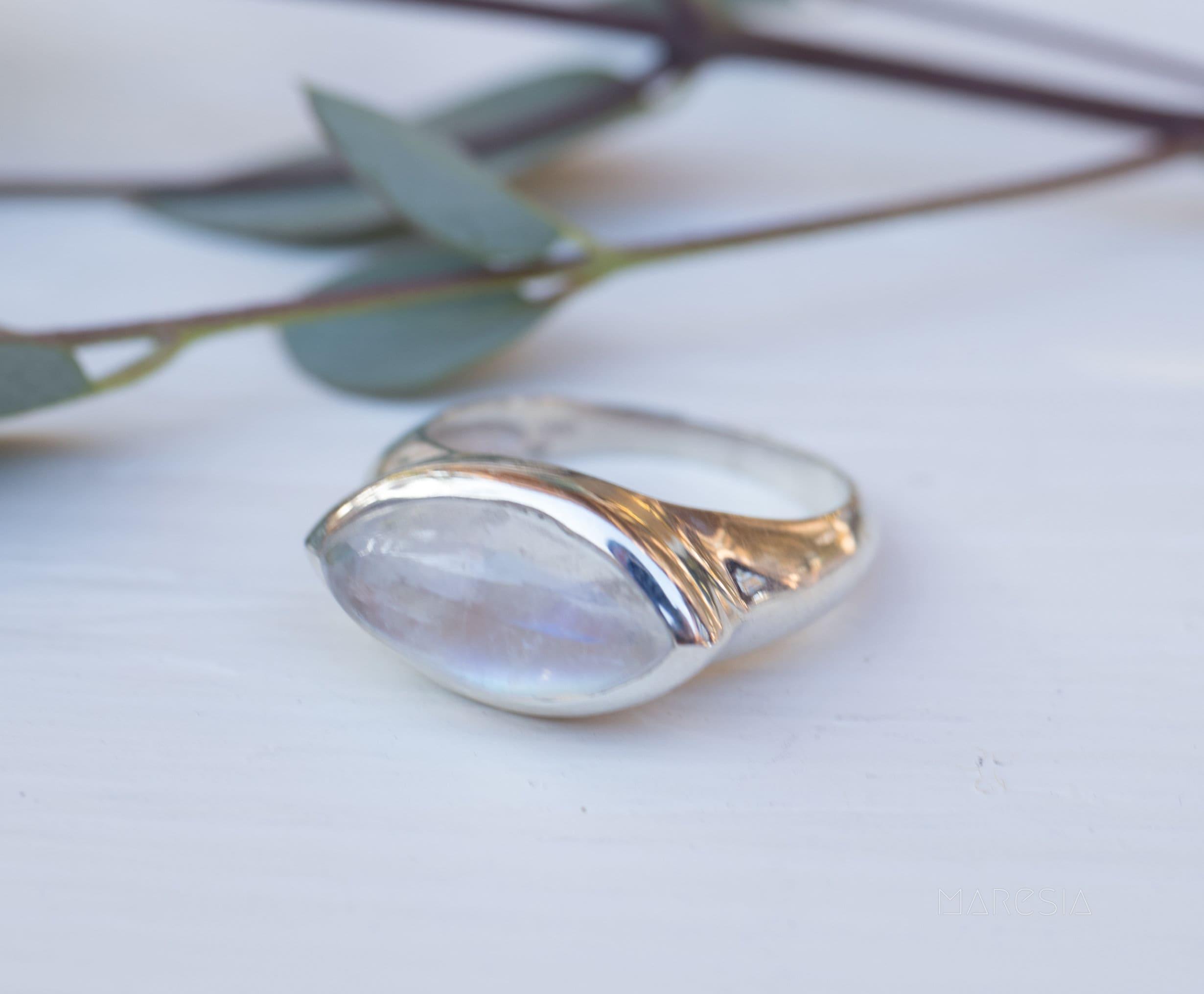 Moonstone Ring ~ Sterling Silver 925 ~ Handmade ~ Gemstone ~ Statement ~ Everyday ~ Hippie ~Bohemian~June Birthstone~ MR266