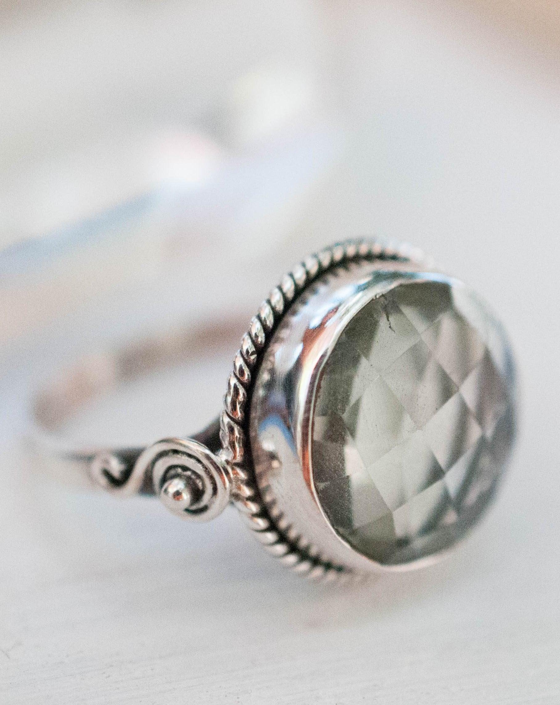 Green Amethyst Ring ~ Sterling Silver 925 ~MR124 - Maresia Jewelry