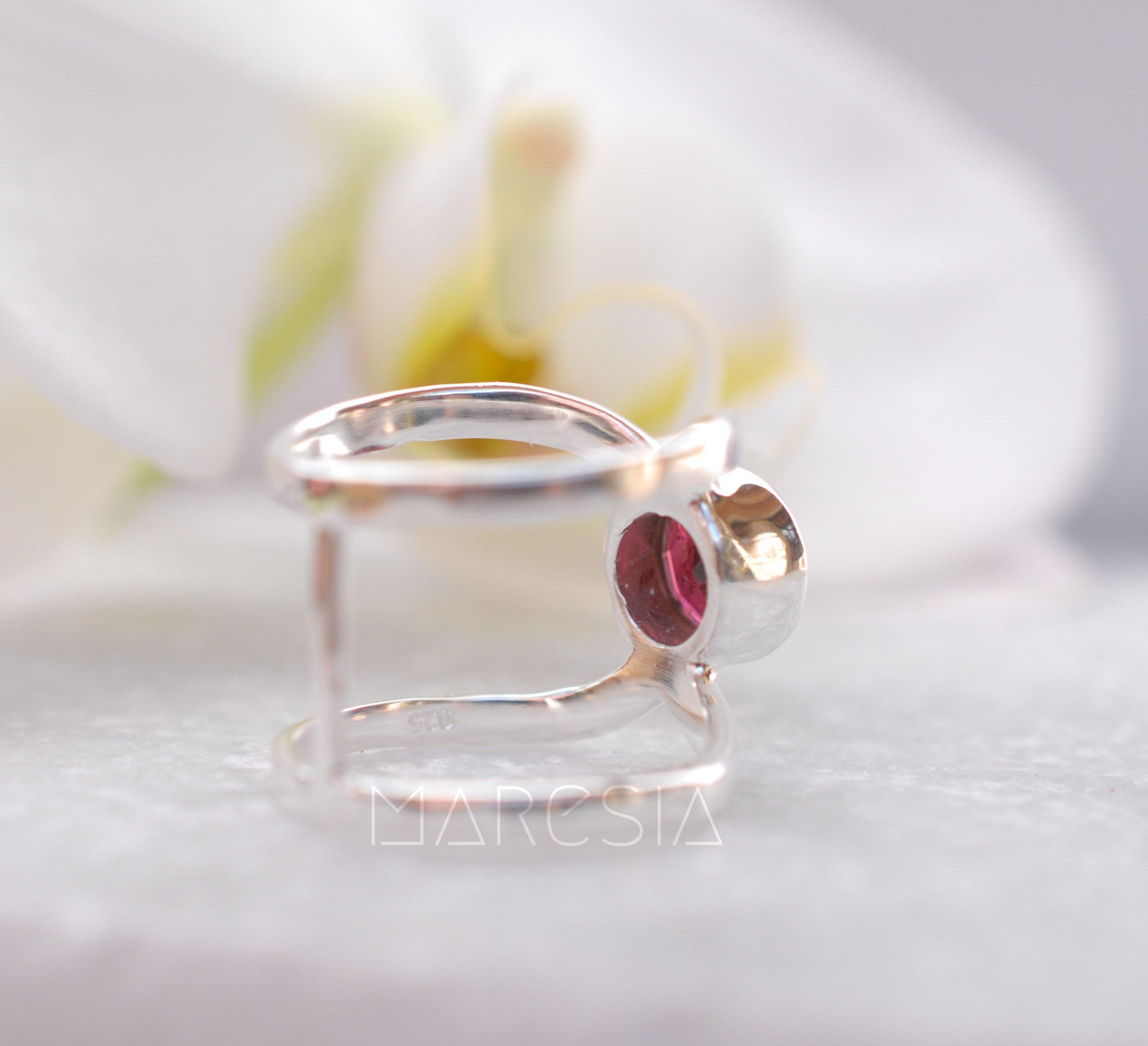Garnet Double Band Ring ~ Sterling Silver 925 ~ MR006 - Maresia Jewelry