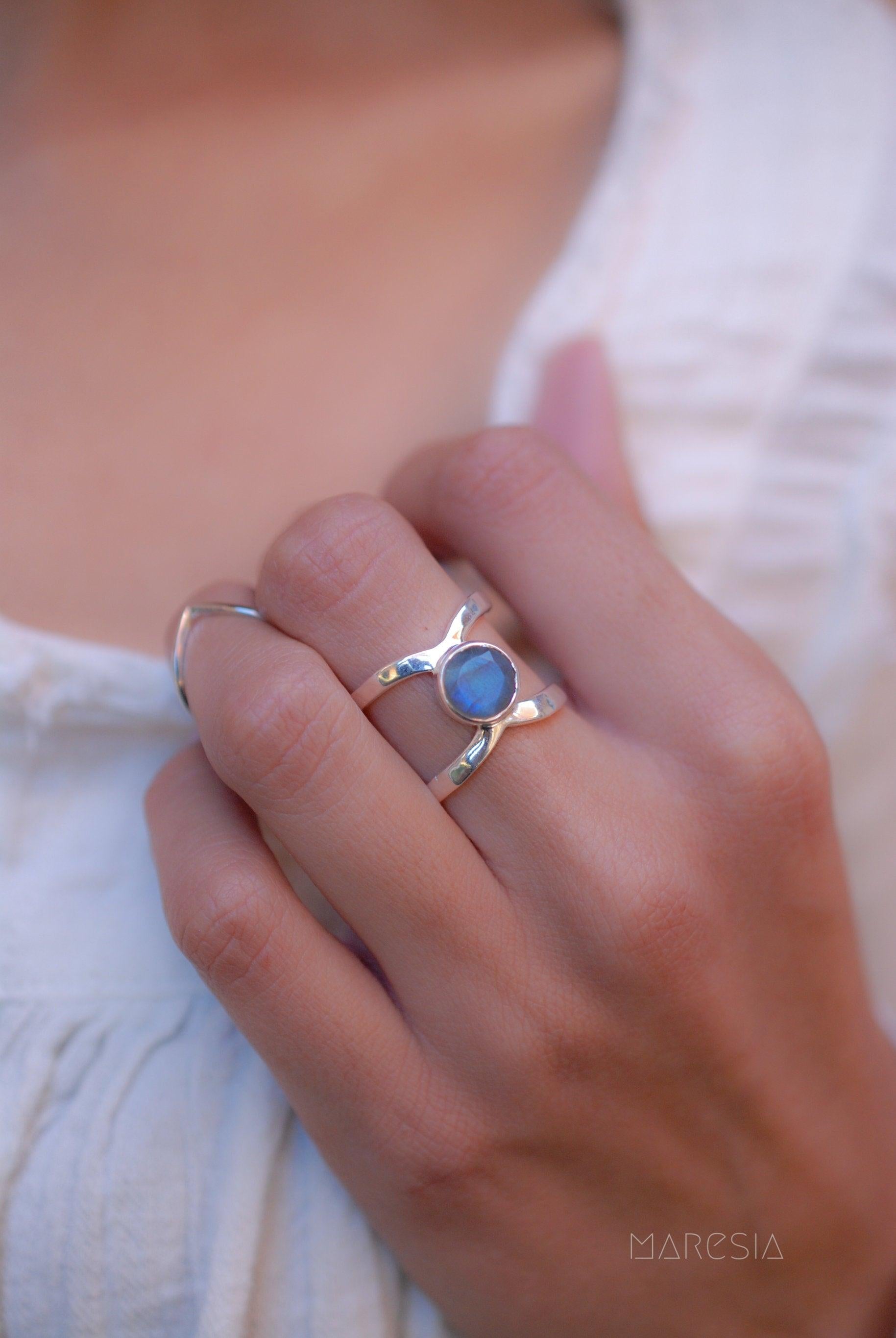 Rainbow Labradorite  Double Band Ring ~ Sterling Silver 925 ~  MR004 - Maresia Jewelry