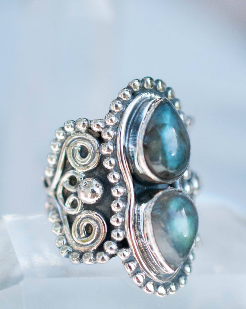 Rainbow Labradorite Ring ~ Sterling Silver 925 ~MR037 - Maresia Jewelry