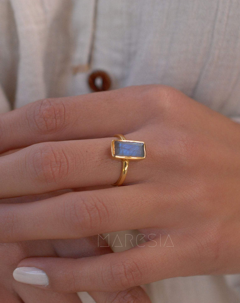 Rainbow Labradorite Ring ~ 18k Gold Plated ~ Jewelry ~ MR010 - Maresia Jewelry