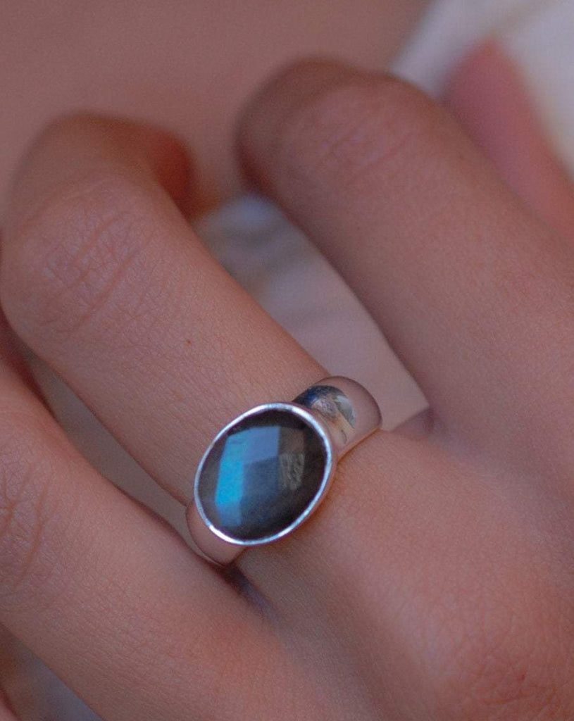 Rainbow Labradorite Ring ~ Sterling Silver 925 ~MR015 - Maresia Jewelry
