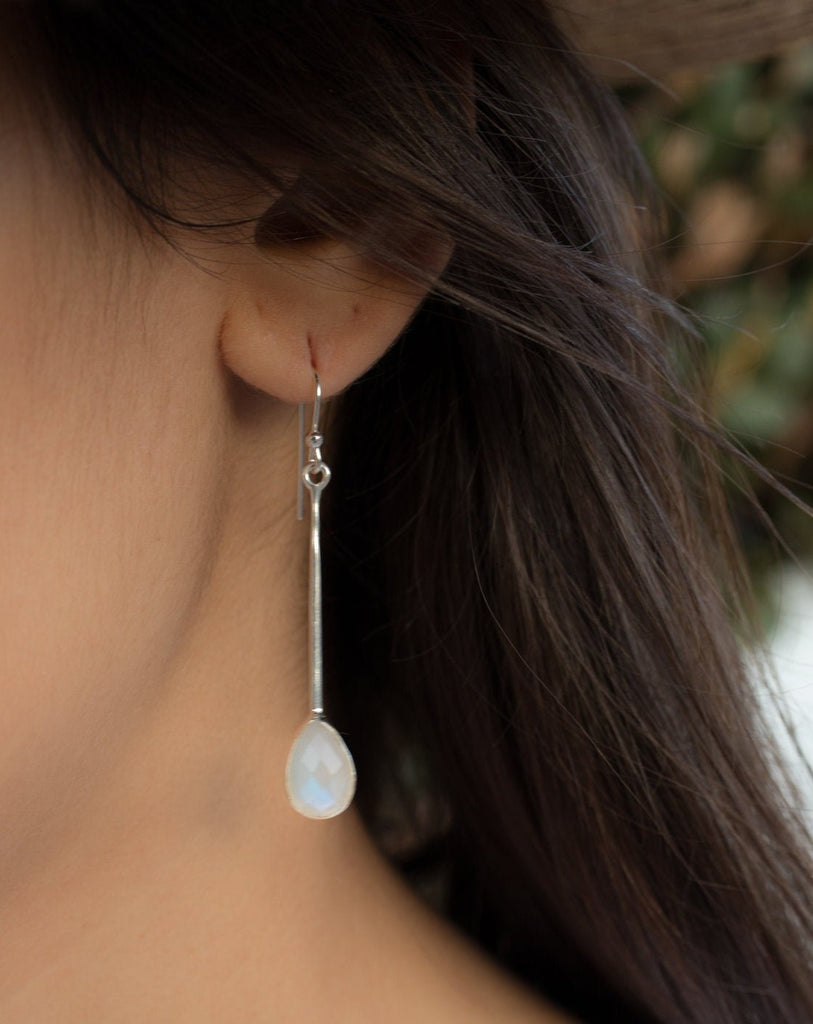 Moonstone Earrings ~ Sterling Silver 925  ~ ME134 - Maresia Jewelry
