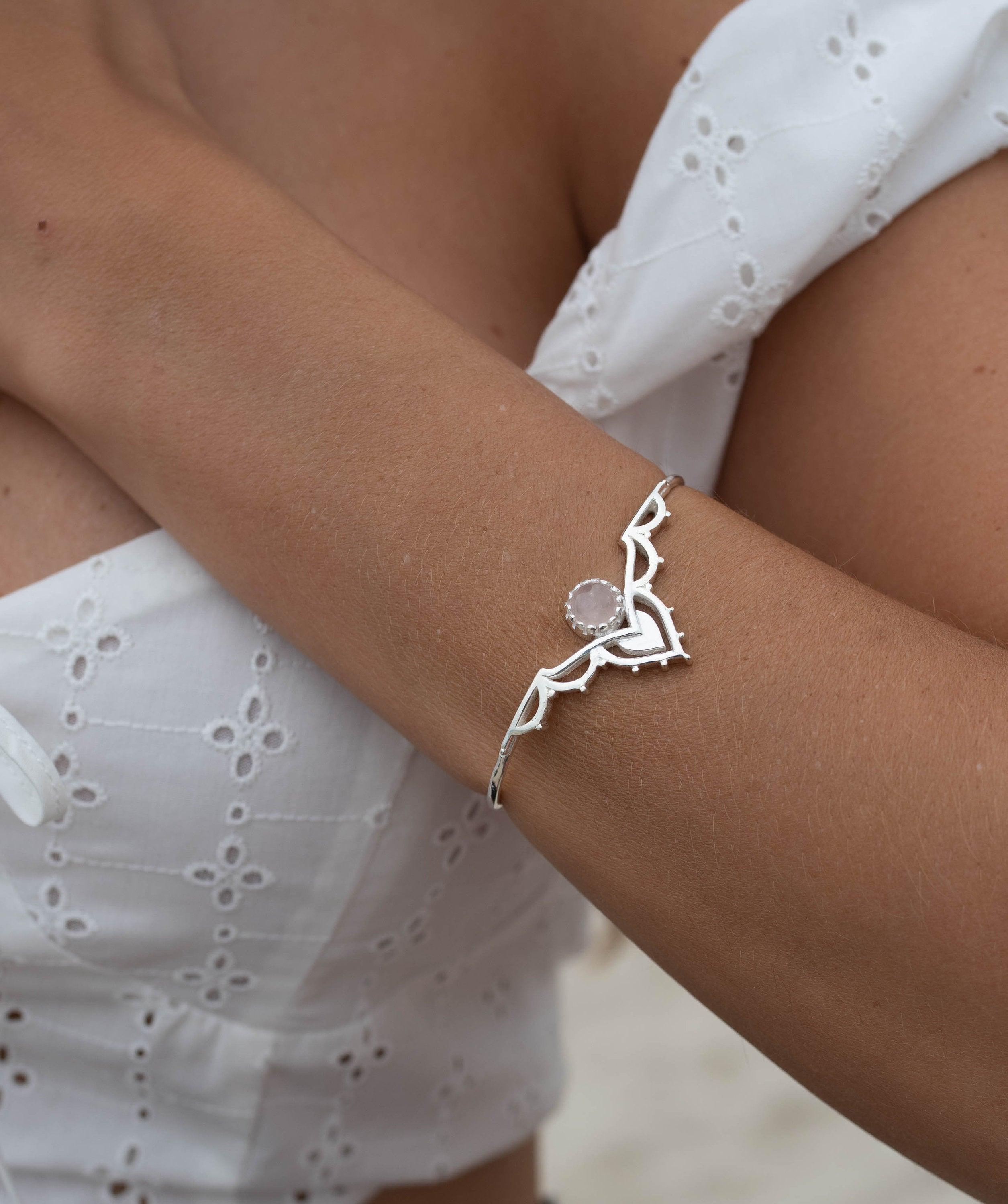Moonstone, Aqua Chalcedony, Labradorite and Rose quartz Adjustable Bracelet ~ Sterling Silver 925 ~ Handmade ~ Statement ~Jewelry MB034D