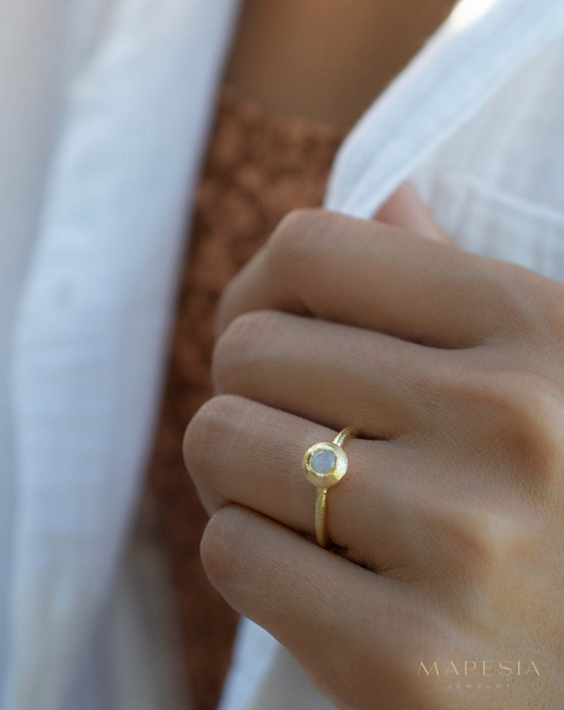 Moonstone Gold Ring ~ Delicate ~ 18k Gold Plated ~ Handmade ~ Gemstone~Statement ~Everyday~ Hippie~Bohemian~June Birthstone~Stackable MR336