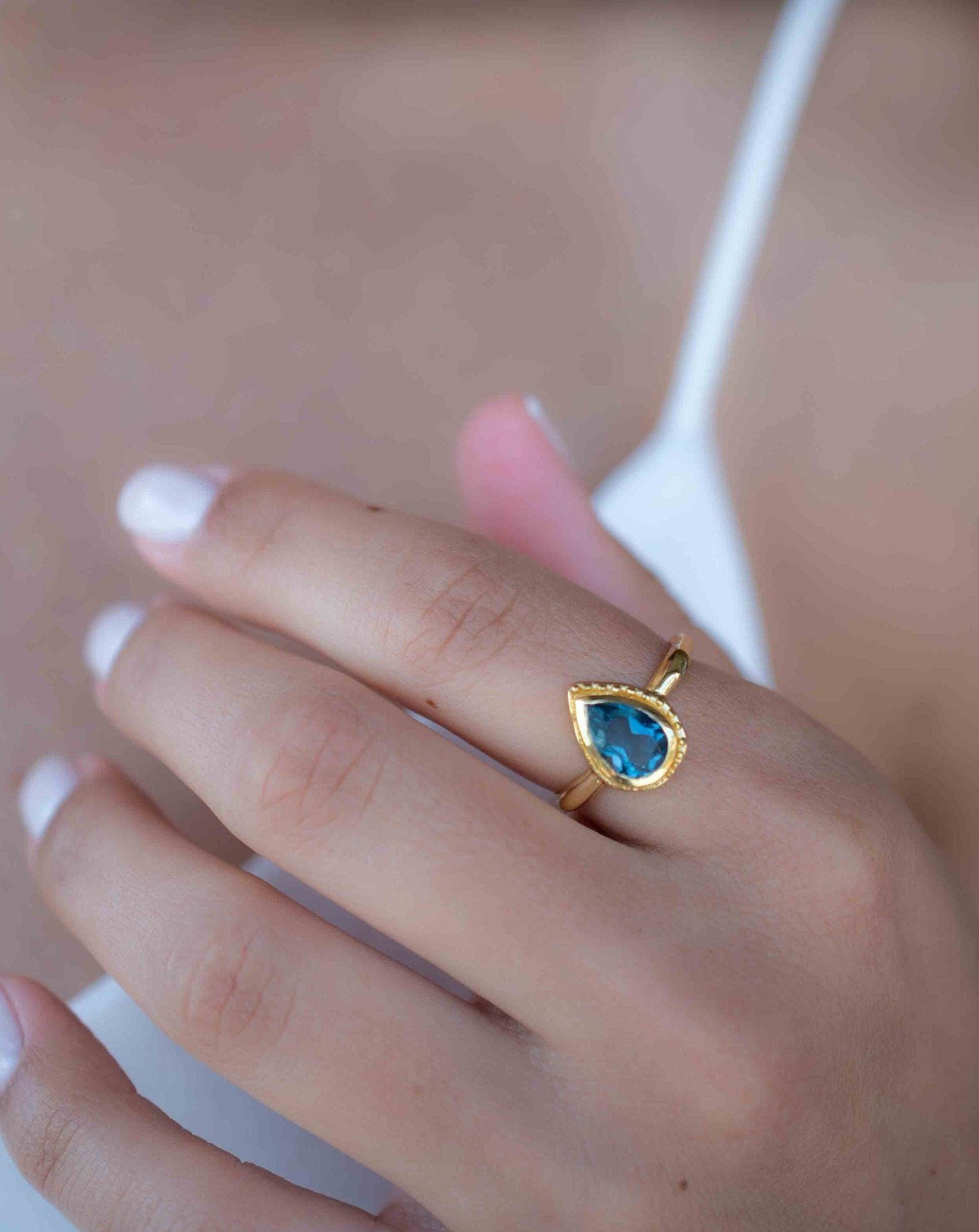 Iolite Hydro Ring ~ Tear Drop Stone ~ 18k Gold Plated ~ Jewelry ~ Handmade ~ Boho ~ Stackable Ring ~ MR313