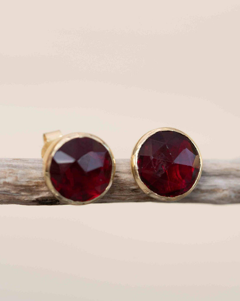 Garnet hydro Earrings ~ Stud ~ Jewelry ~ 18k Gold Plated ~ Natural ~ Minimalist Everyday ~ Gift for Her ~ Boho ~ Hippie ~ ME0