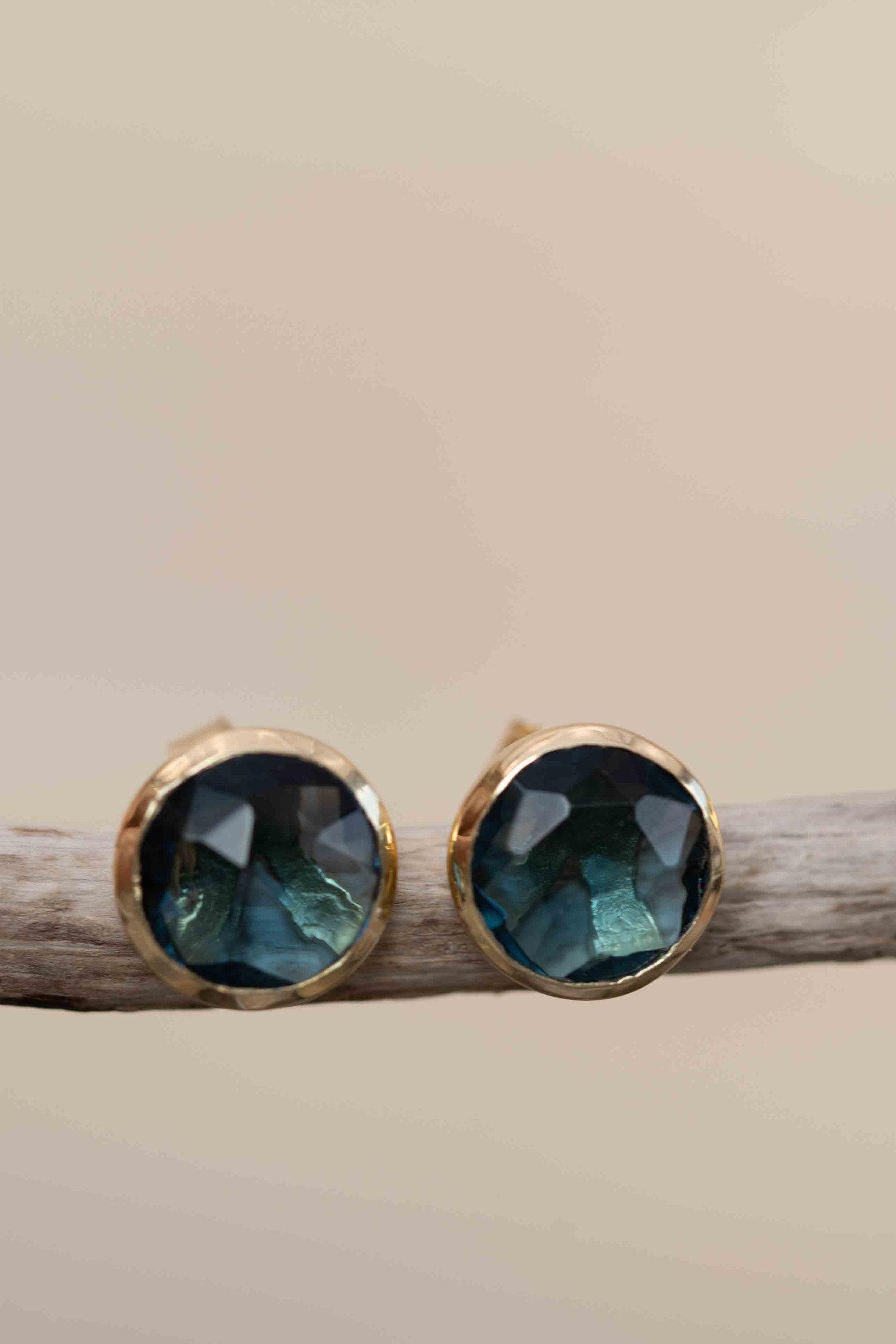 Iolite hydro Earrings ~ Stud ~ Jewelry ~ 18k Gold Plated ~ Natural ~ Minimalist Everyday ~ Gift for Her ~ Boho ~ Hippie ~ ME0