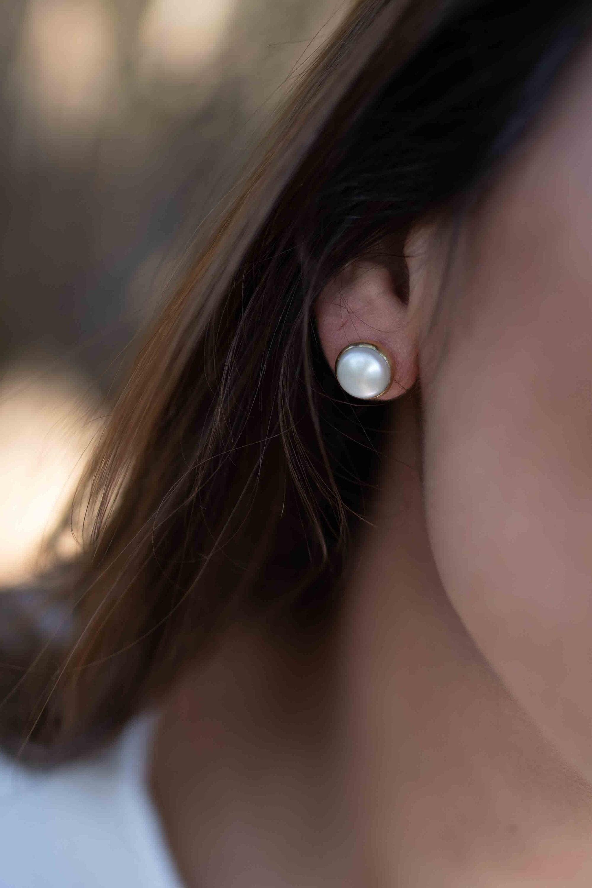 Pearl Earrings ~ Stud ~ Jewelry ~ 18k Gold Plated ~ Natural ~ Minimalist Everyday ~ Gift for Her ~ Boho ~ Hippie ~ ME0