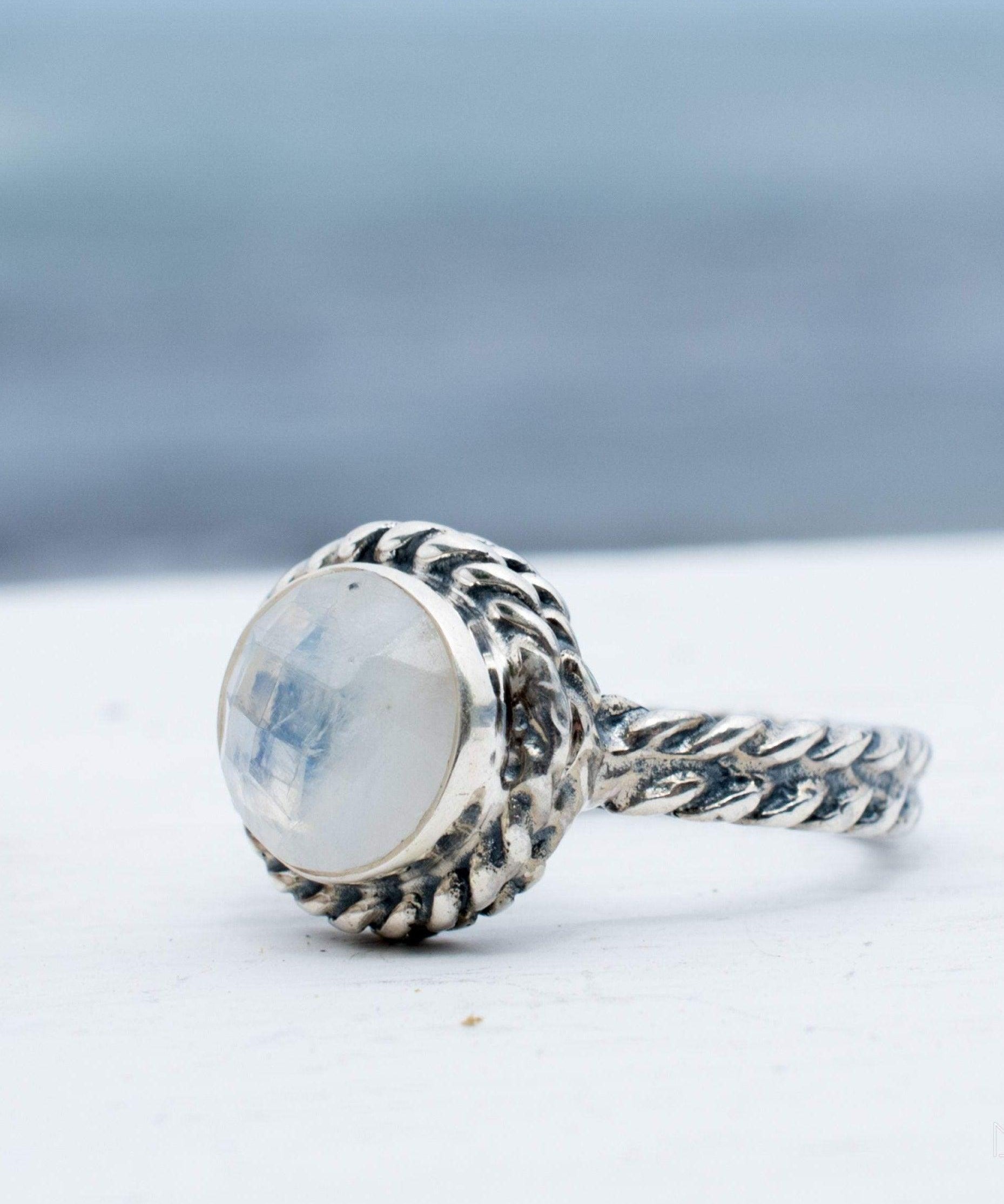 Jericoacoara Moonstone ~ Sterling Silver 925 ~ MR191 - Maresia Jewelry