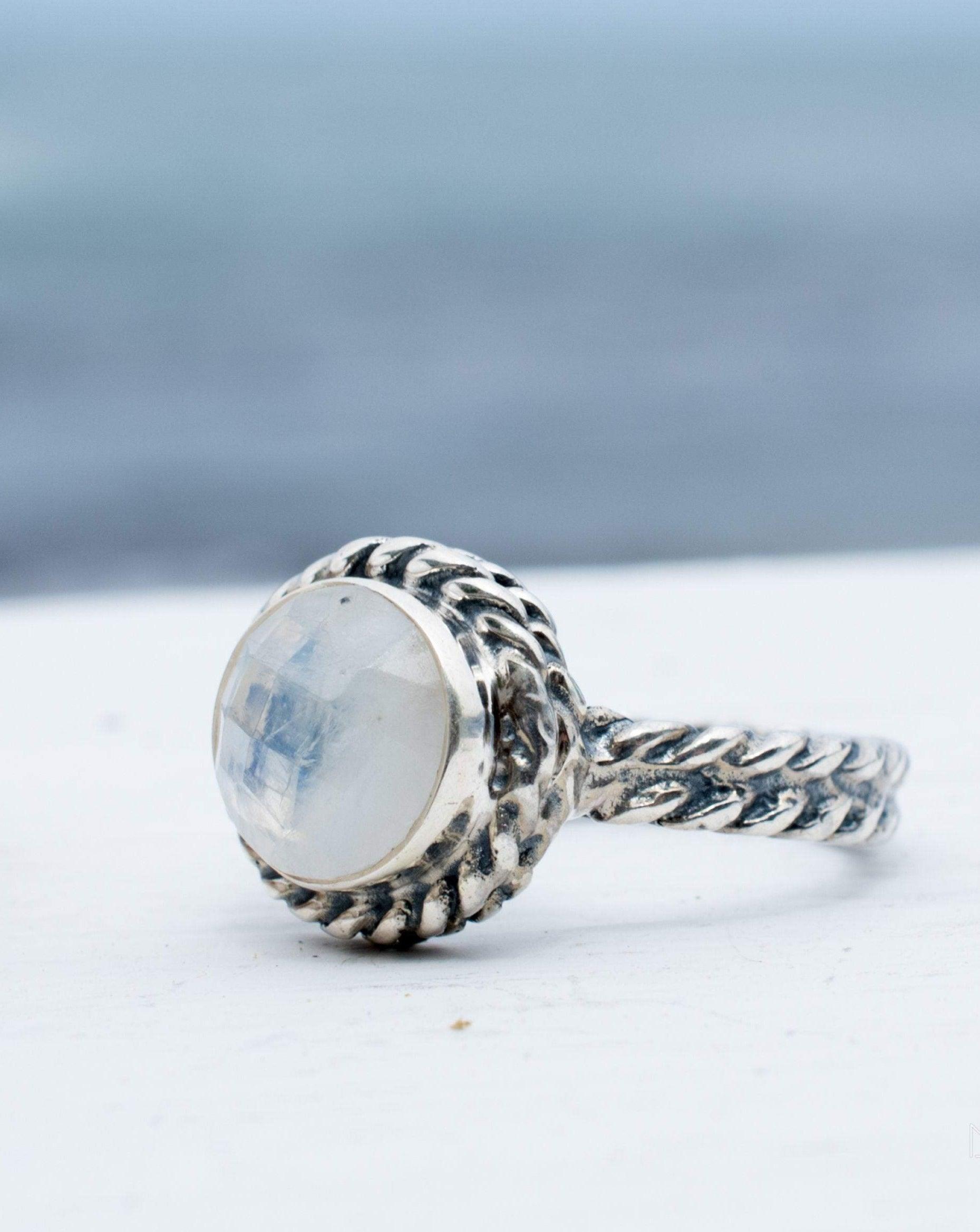 Jericoacoara Moonstone ~ Sterling Silver 925 ~ MR191 - Maresia Jewelry