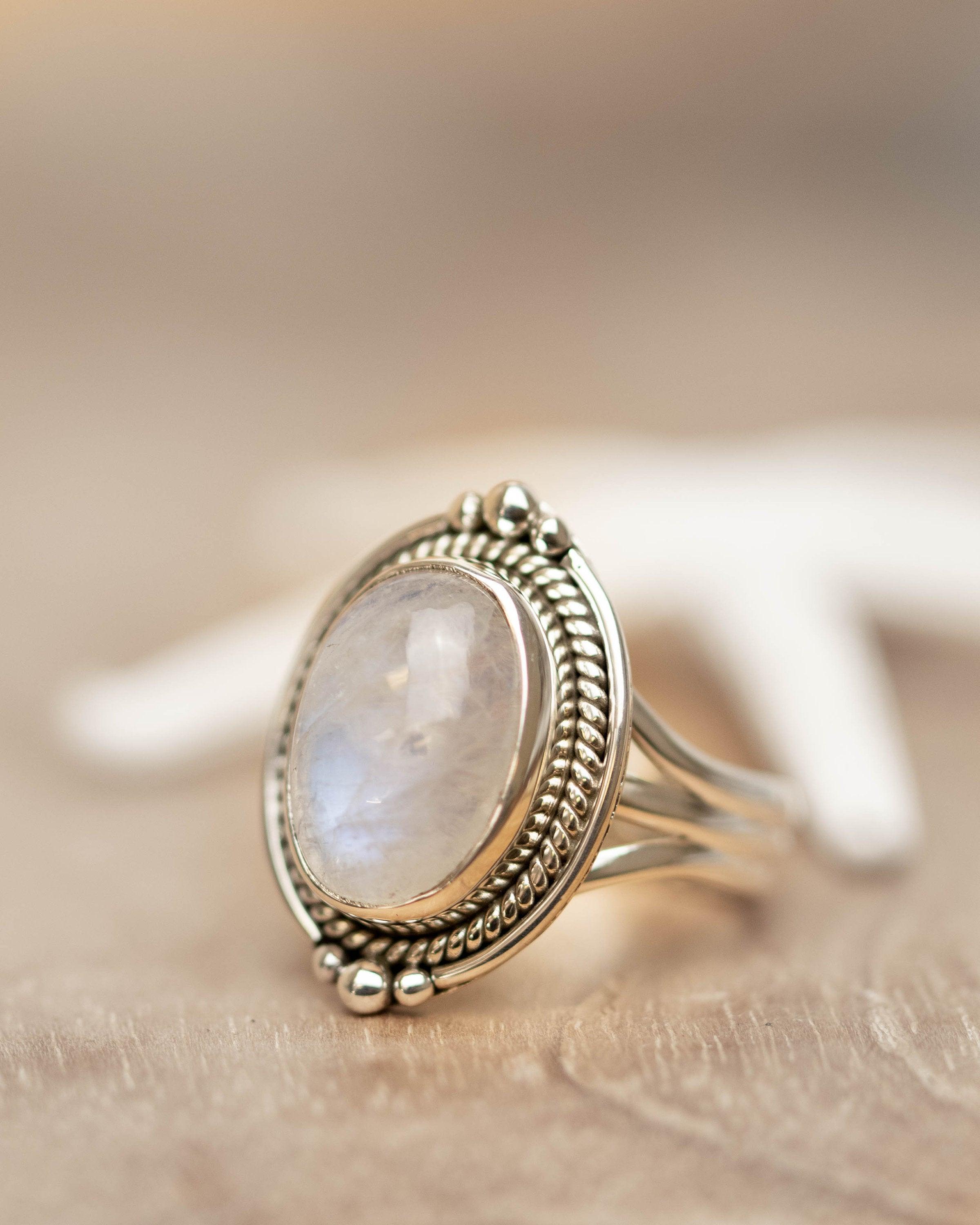 Moonstone ~ Sterling Silver 925 ~ Handmade ~ Gemstone ~ Statement ~ Everyday ~  Oval stone ~ Hippie ~Bohemian~June Birthstone MR263