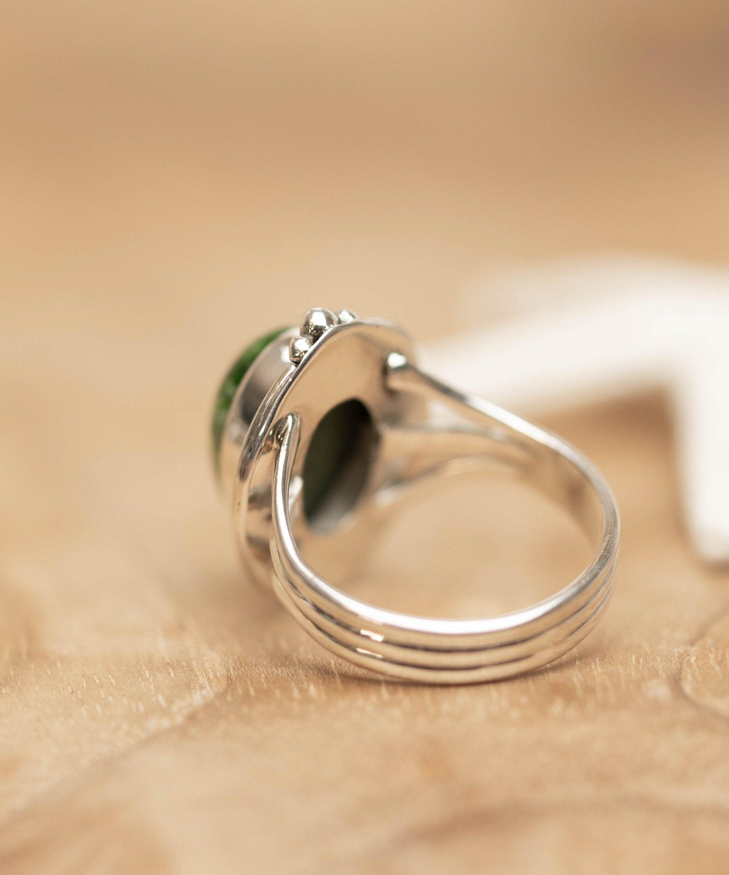 Varisite Oval Ring ~ Gemstone ~ Natural ~ Sterling Silver 925 ~ Jewelry ~ Handmade~ Green stone ~ MR260