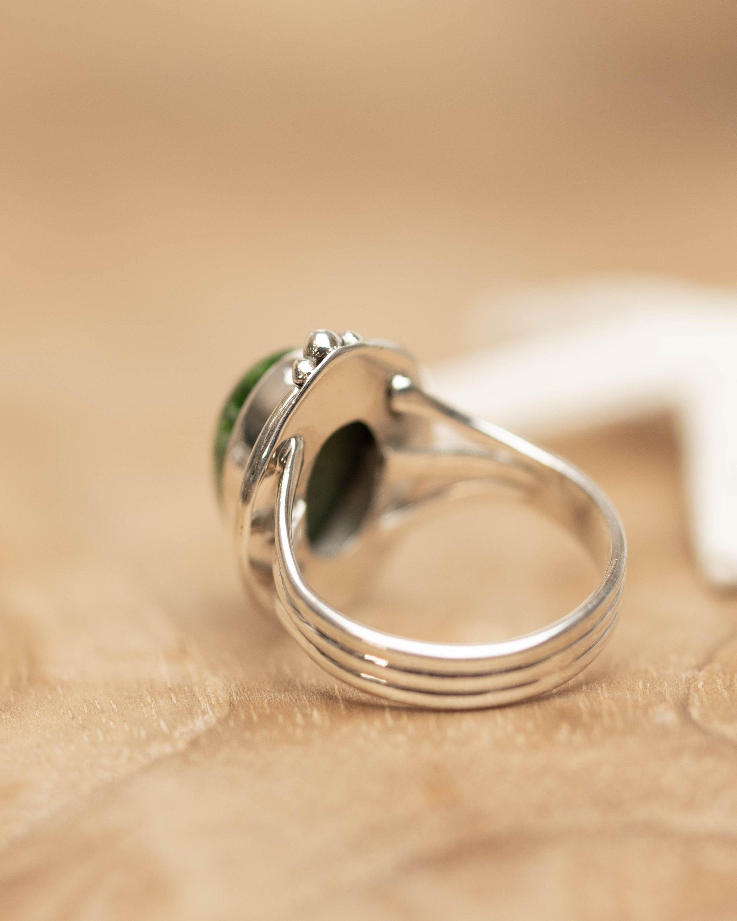 Varisite Oval Ring ~ Gemstone ~ Natural ~ Sterling Silver 925 ~ Jewelry ~ Handmade~ Green stone ~ MR260