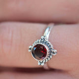 Garnet Ring ~ Sterling Silver 925 ~ MR097 - Maresia Jewelry