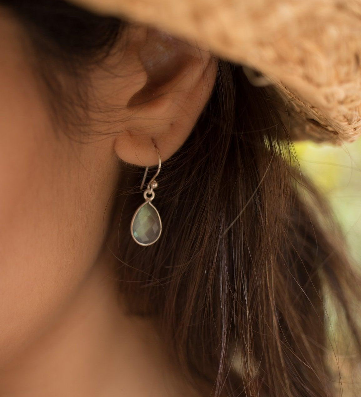 Labradorite Earrings ~ Sterling Silver 925 ~ ME077 - Maresia Jewelry