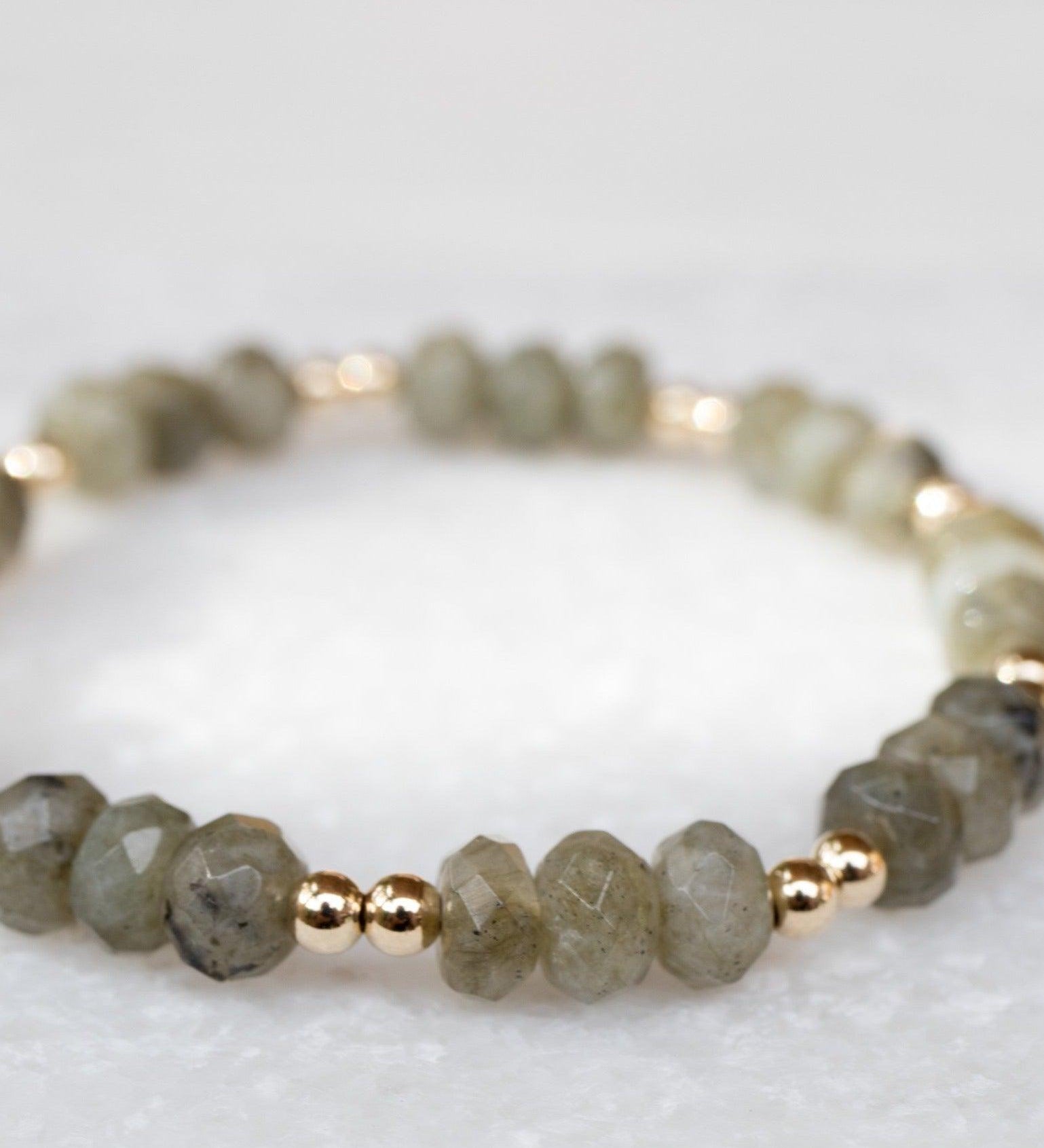 Labradorite Elastic Bracelet ~ Gold Filled or Sterling Silver ~ MB020 - Maresia Jewelry