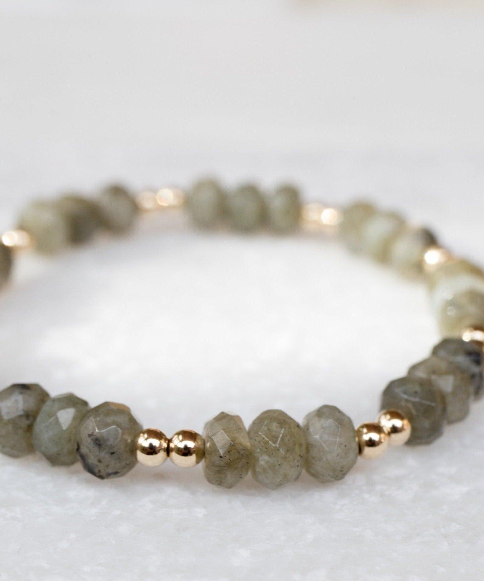 Labradorite Elastic Bracelet ~ Gold Filled or Sterling Silver ~ MB020 - Maresia Jewelry