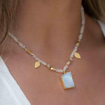 Labradorite, Moonstone or Rose Quartz Bead Necklace ~ Charm ~ Gold plated 18k ~ Bohemian ~ MN122