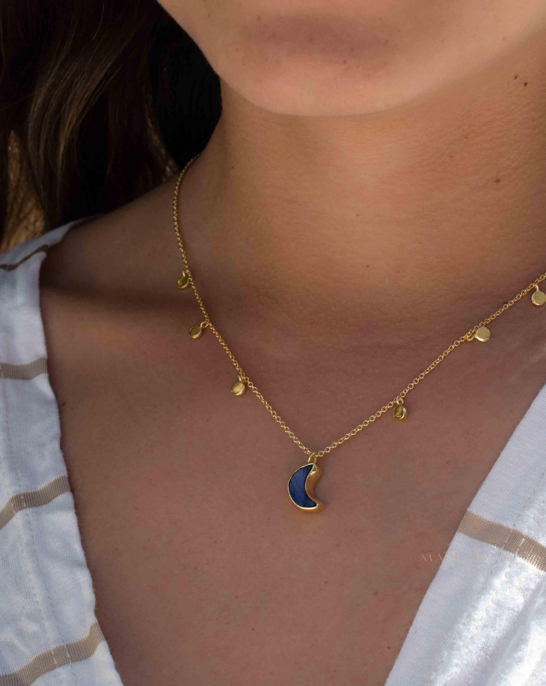 Labradorite, Moonstone or Rose Quartz Necklace ~ Gold Plated 18k ~ Jewelry ~ Minimalist~ Handmade~ Thin Chain~ Delicate ~Layered ~ MN129