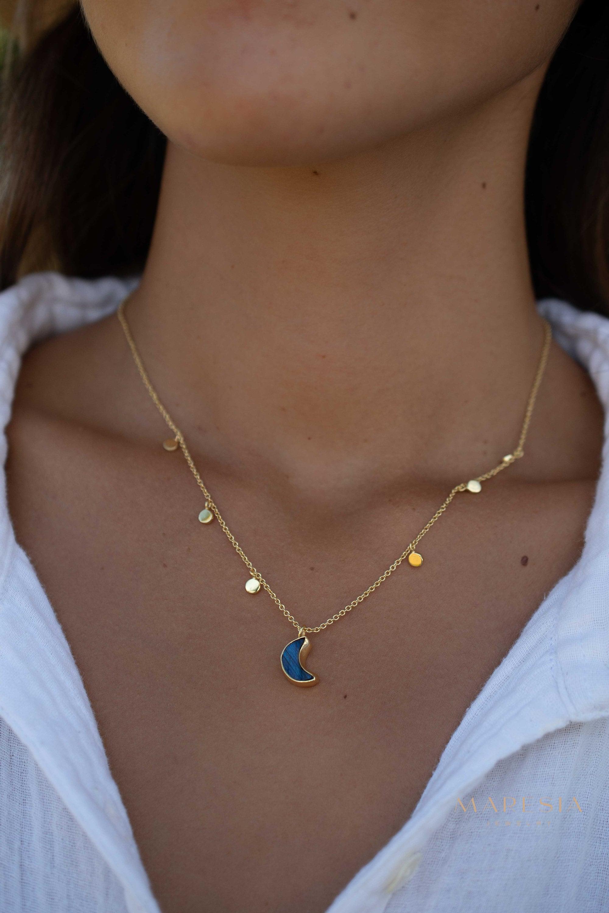 Labradorite, Moonstone or Rose Quartz Necklace ~ Gold Plated 18k ~ Jewelry ~ Minimalist~ Handmade~ Thin Chain~ Delicate ~Layered ~ MN129