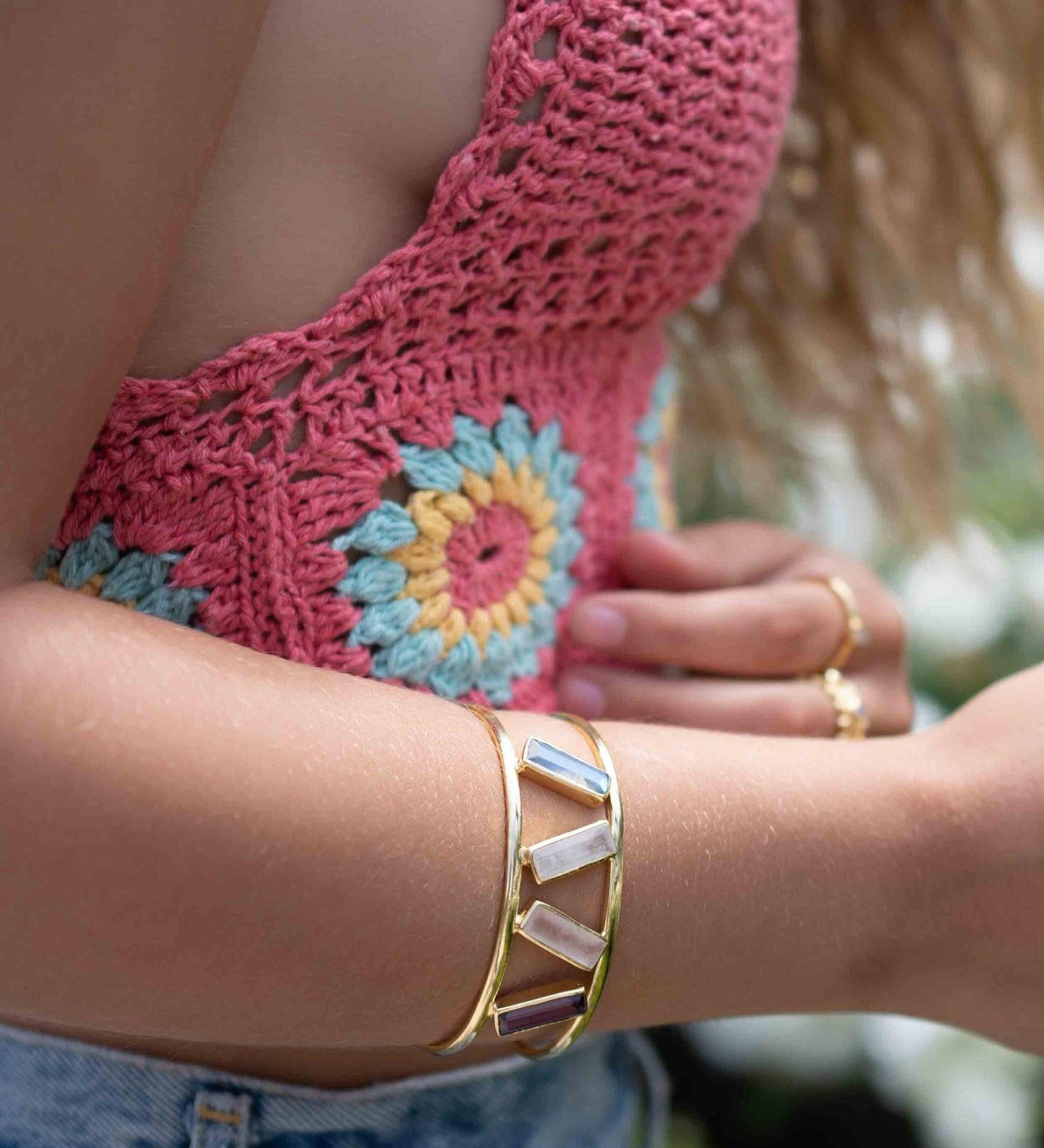 Labradorite, Moonstone, Rose Quartz & Amethyst Adjustable Bracelet ~ Gold Plated 18k ~ Handmade  ~Bohemian ~Jewelry ~Gift For Her ~ MB052