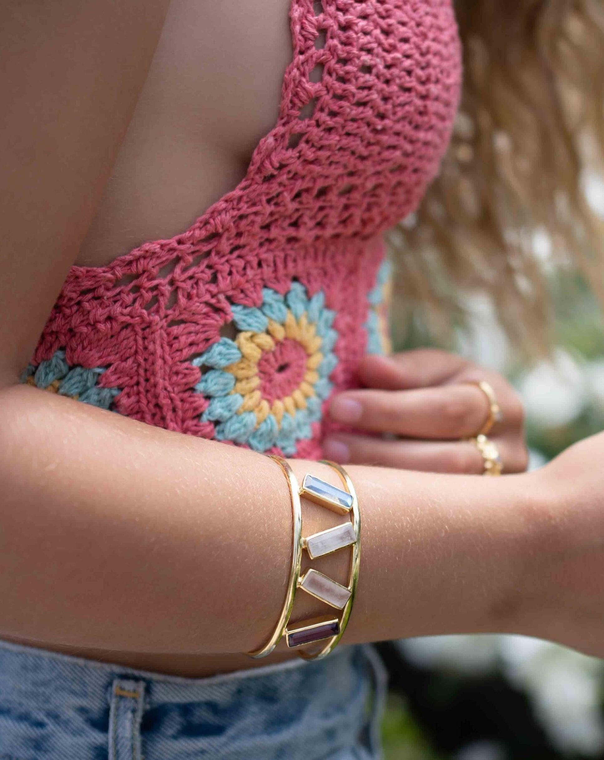 Labradorite, Moonstone, Rose Quartz & Amethyst Adjustable Bracelet ~ Gold Plated 18k ~ Handmade  ~Bohemian ~Jewelry ~Gift For Her ~ MB052