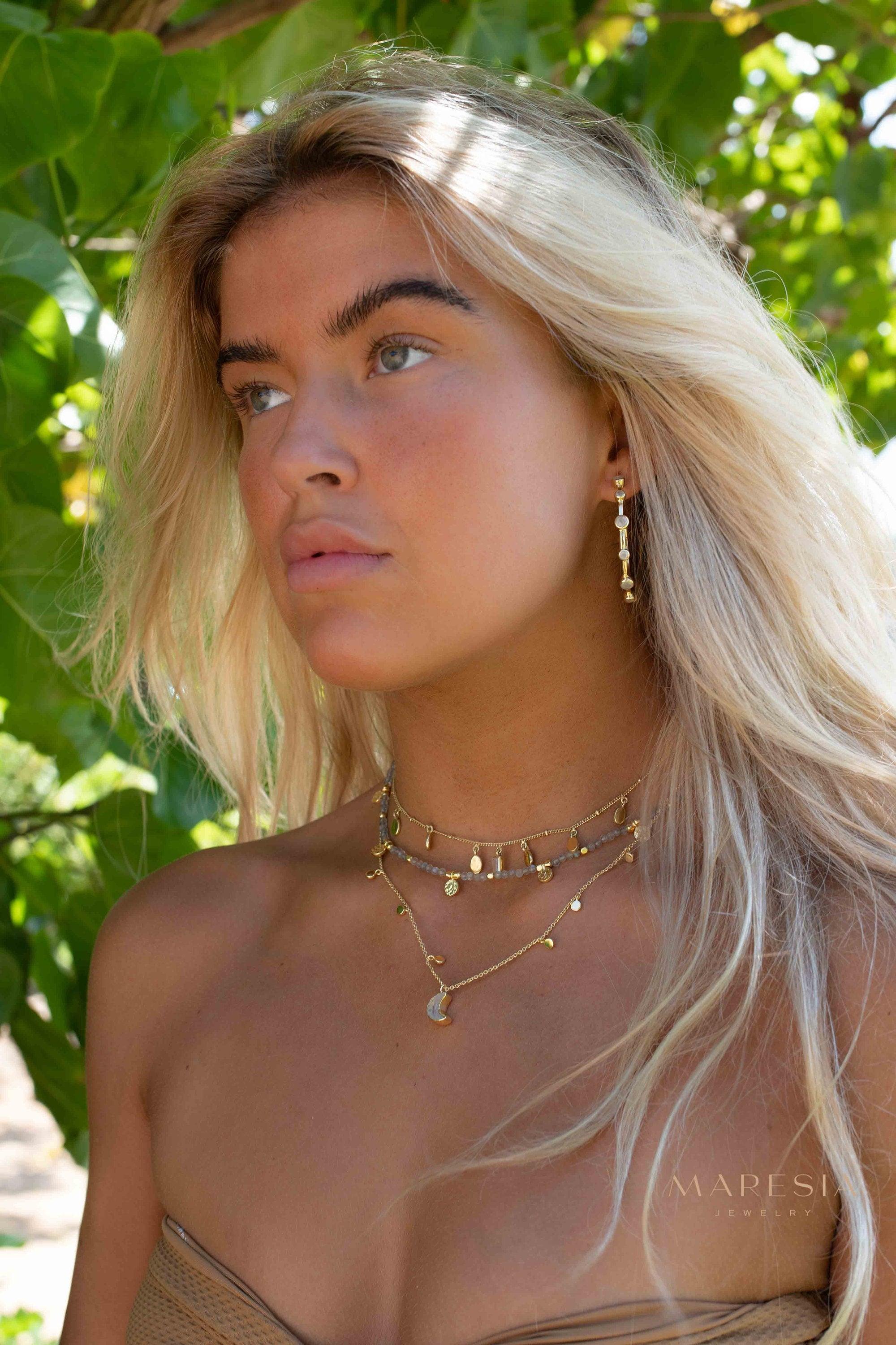 Labradorite Necklace ~ Gold Plated 18k ~Choker ~ Jewelry ~ Gift For Her ~ Minimalist~ Handmade~ Thin Chain~ Delicate ~Layered ~ MN140