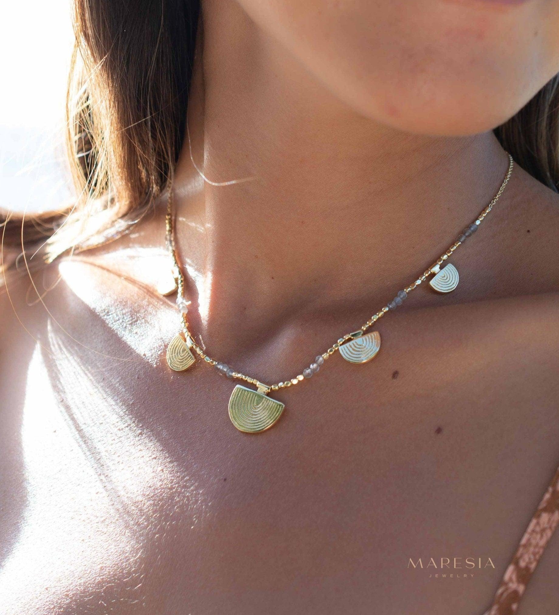Labradorite Necklace ~ Gold Plated 18k ~Choker ~ Jewelry ~ Gift For Her ~ Minimalist~ Handmade~ Thin Chain~ Delicate ~Layered ~ MN139