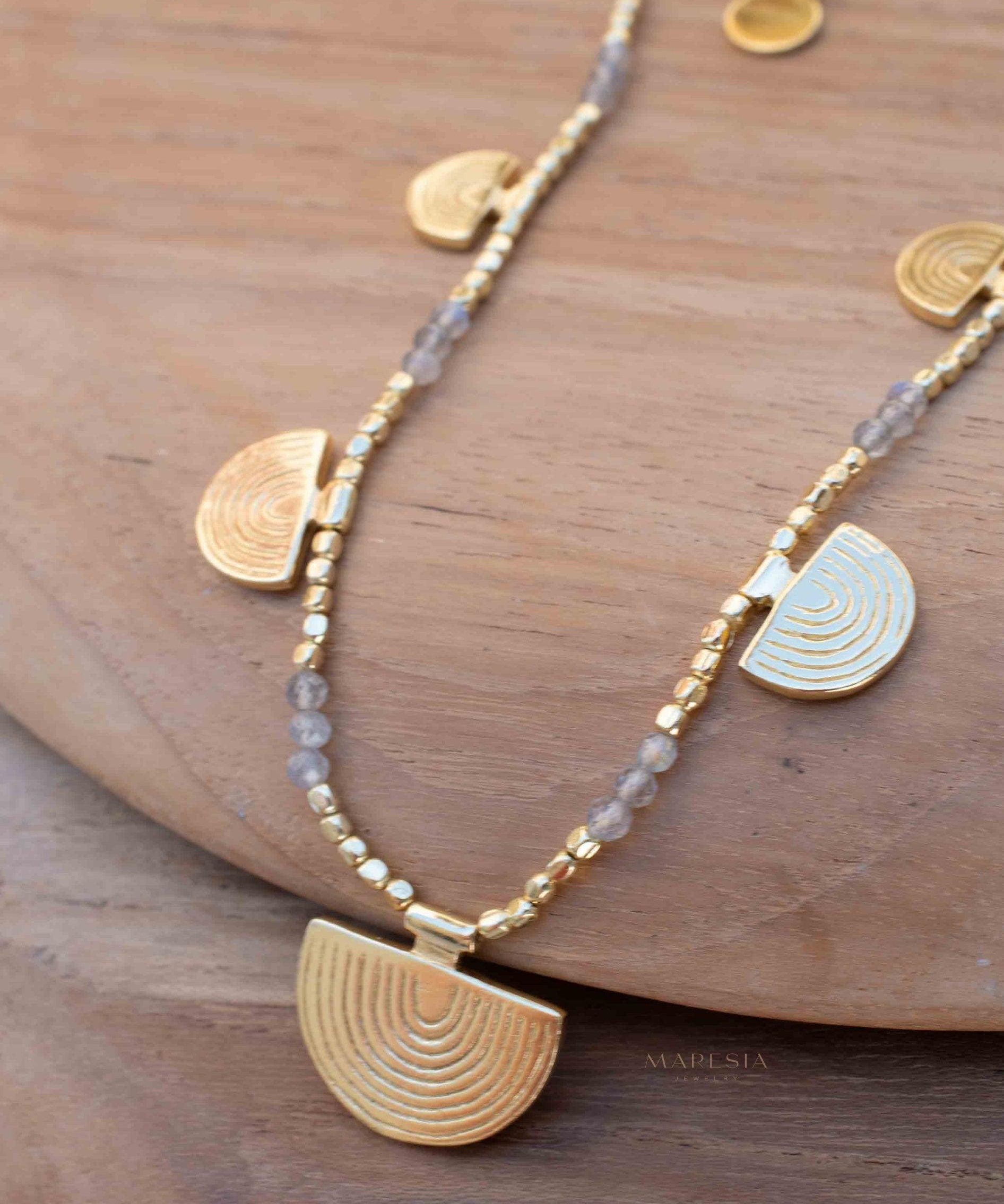 Labradorite Necklace ~ Gold Plated 18k ~Choker ~ Jewelry ~ Gift For Her ~ Minimalist~ Handmade~ Thin Chain~ Delicate ~Layered ~ MN139