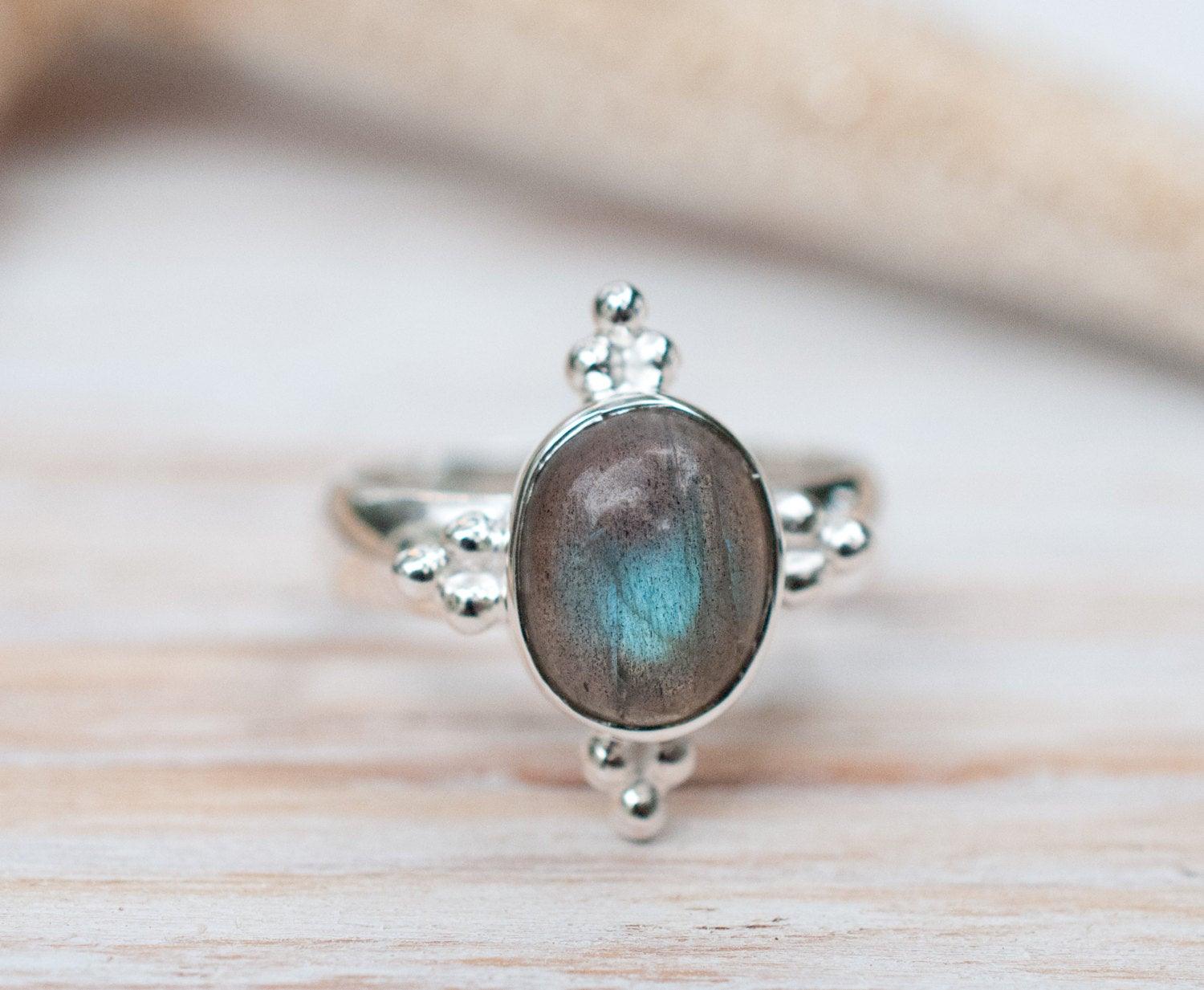 Labradorite Ring ~ Sterling Silver 925 ~ MR017 - Maresia Jewelry