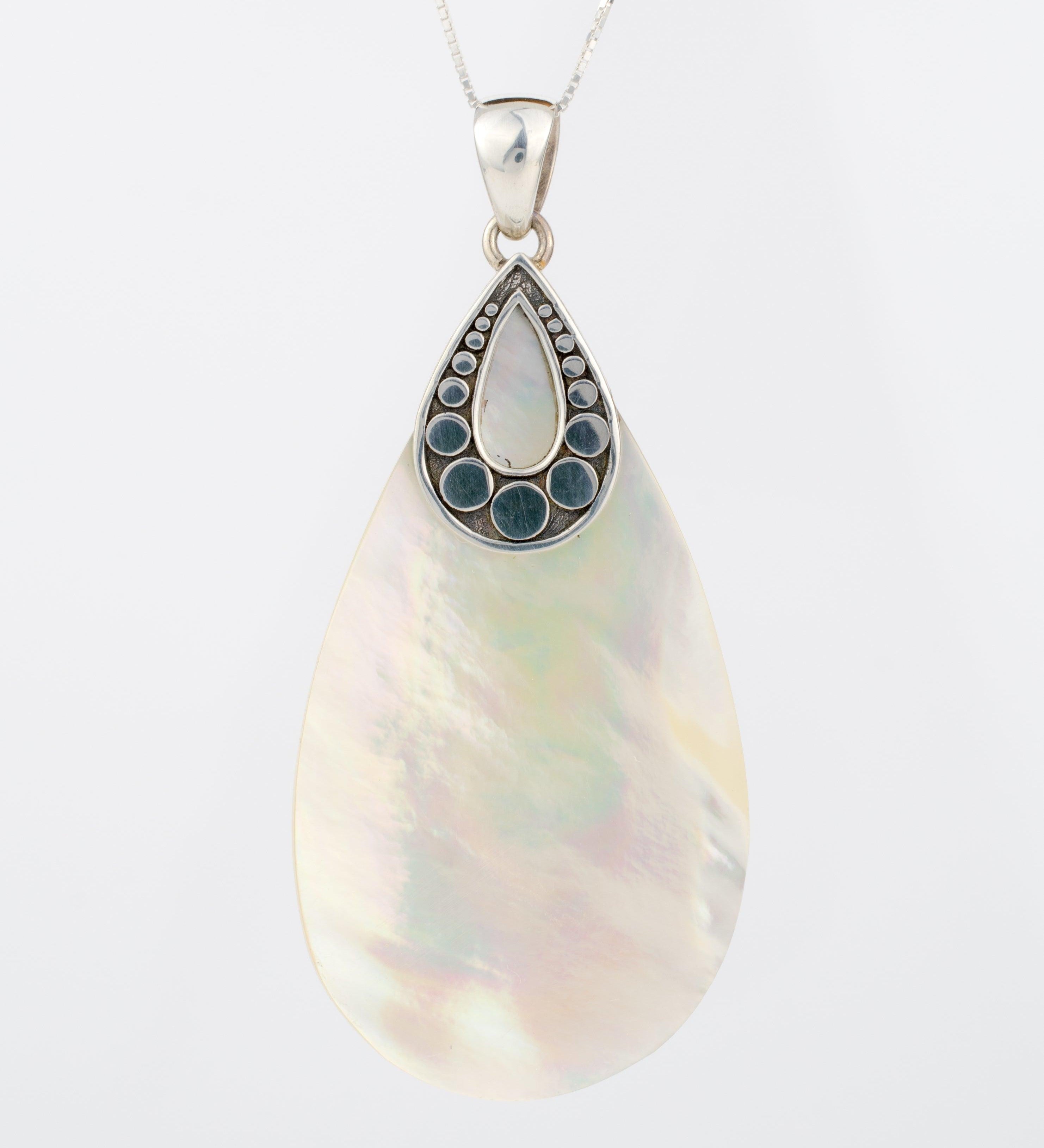 Lara Pendant ~ Mother of Pearl  or Coral ~ Sterling Silver 925 - Maresia Jewelry